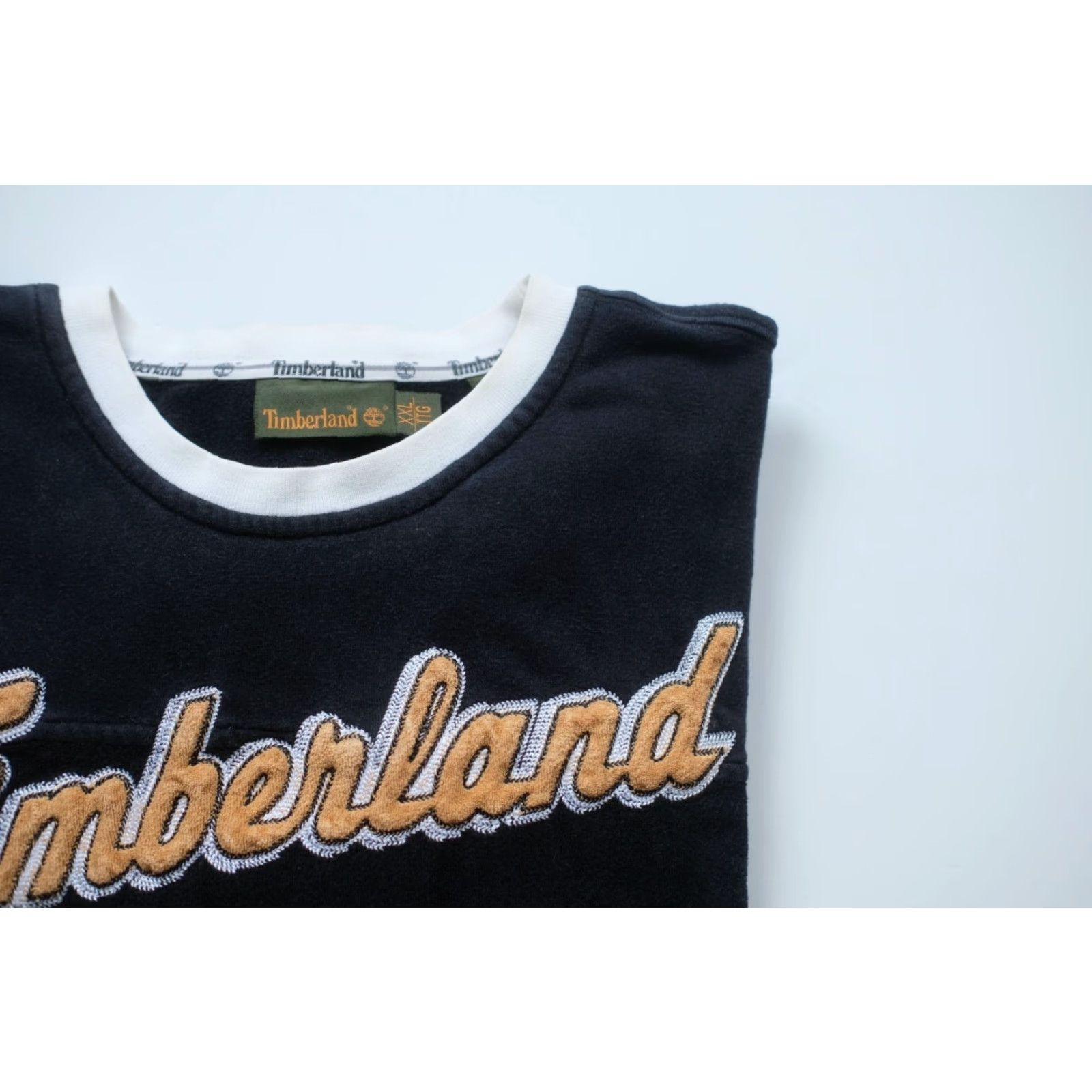 Timberland VINTAGE Timberland Sweatshirt Crewneck Black XL Men’s 2004 Y2K Logo Graphic Print Heavyweight Fleece Pullover Size US XL / EU 56 / 4 - 4 Thumbnail