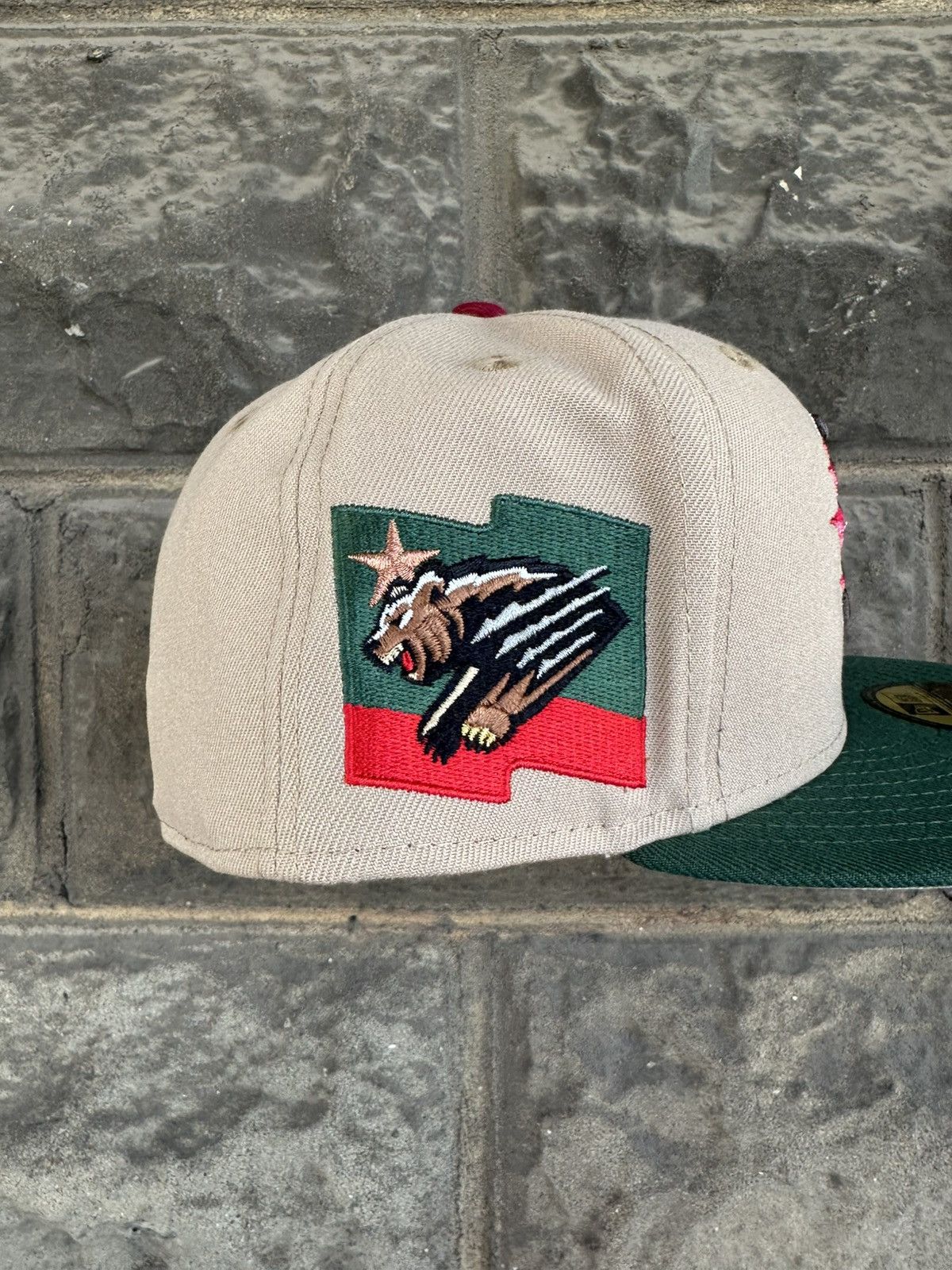 MLB × New Era × Supreme 7 3/8 FRESNO GRIZZLIES FREDDY KREUGER DUNK SB INSPIRED Size ONE SIZE - 2 Thumbnail