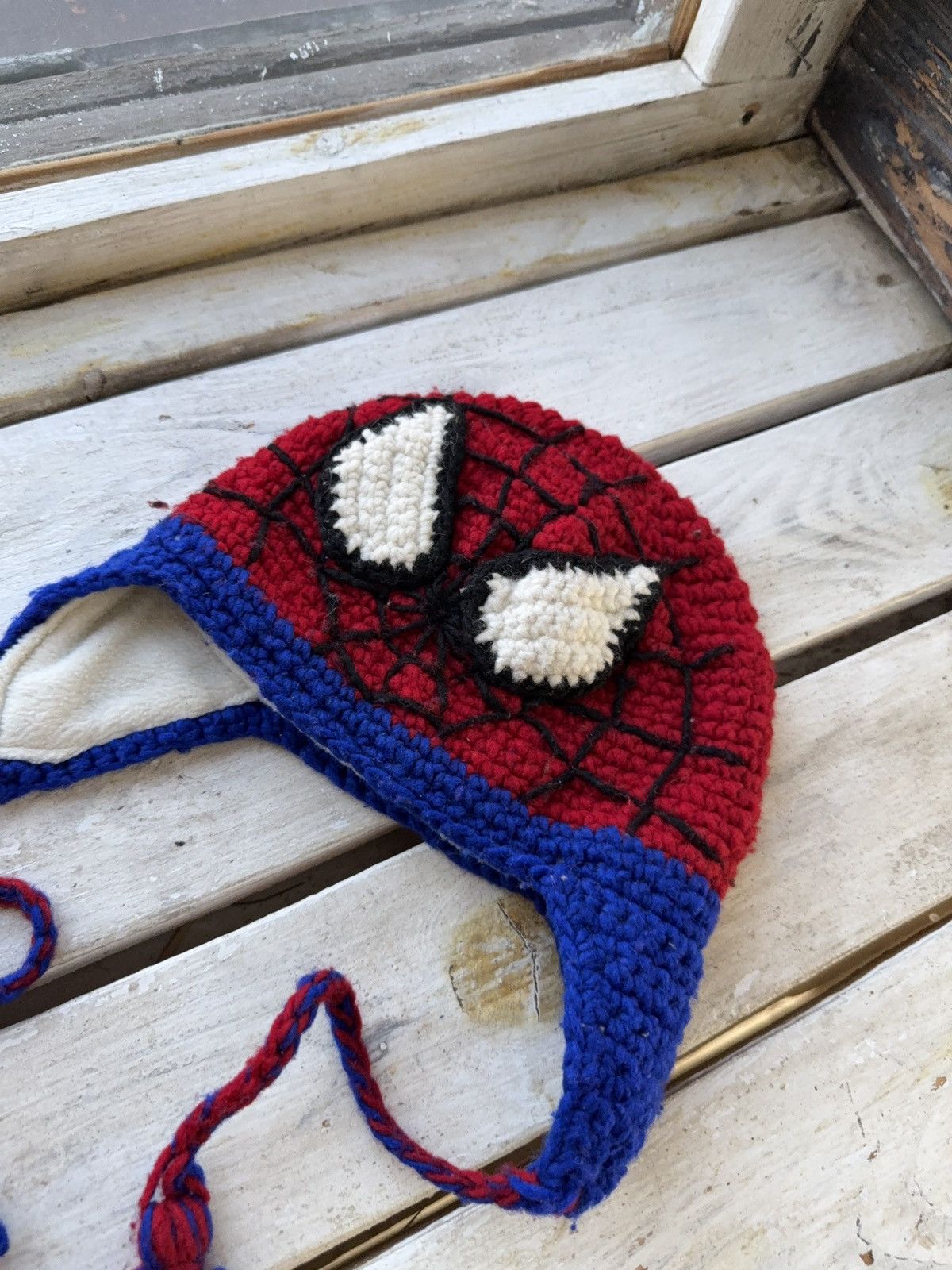 Marvel Comics Vintage 90s THE AMAZING SPIDERMAN BEANIE Trapper Y2K HATS Size ONE SIZE - 2 Thumbnail