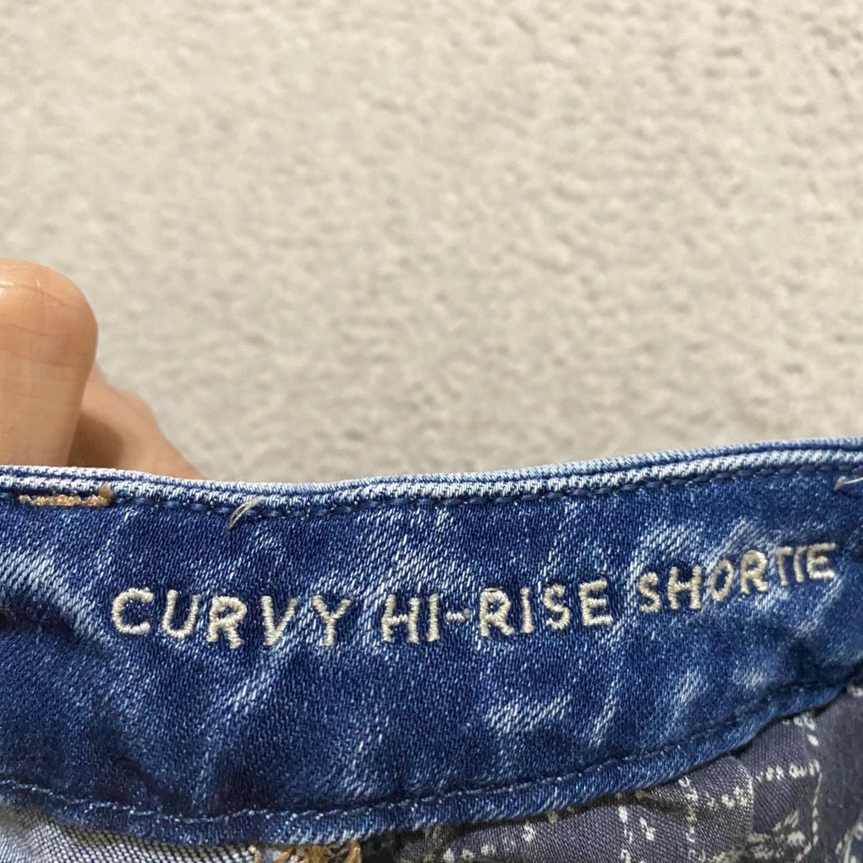 American Eagle Outfitters American Eagle Outfitters Jeans Shorts 4 Womens Blue Denim Medium Wash High Rise Distressed Stretch 5-Pocket Pattern Solid Modern Casual Women Size 27" / US 4 / IT 40 - 4 Thumbnail