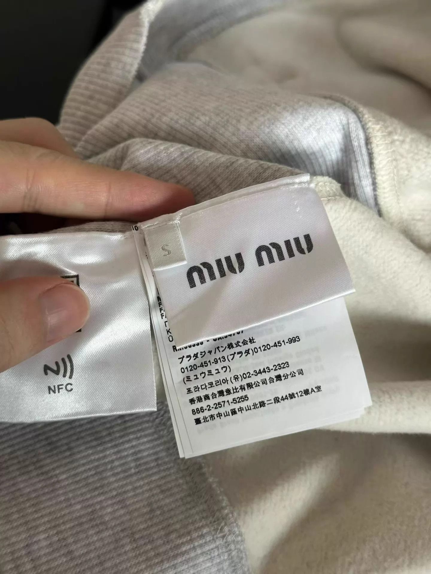 Miu Miu MIU MIU Gray Zip Hoodie Size S 99 New Size S / US 4 / IT 40 - 4 Thumbnail