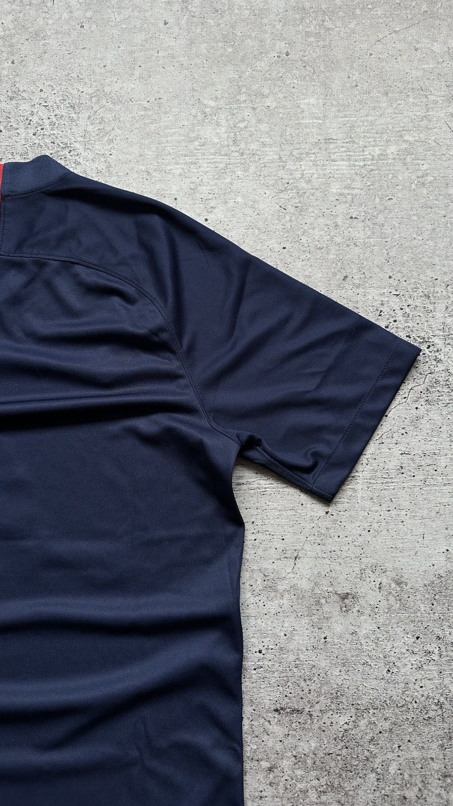 Nike 2019/20 Nike Paris Saint Germain PSG Soccer Jersey Size US M / EU 48-50 / 2 - 15 Thumbnail