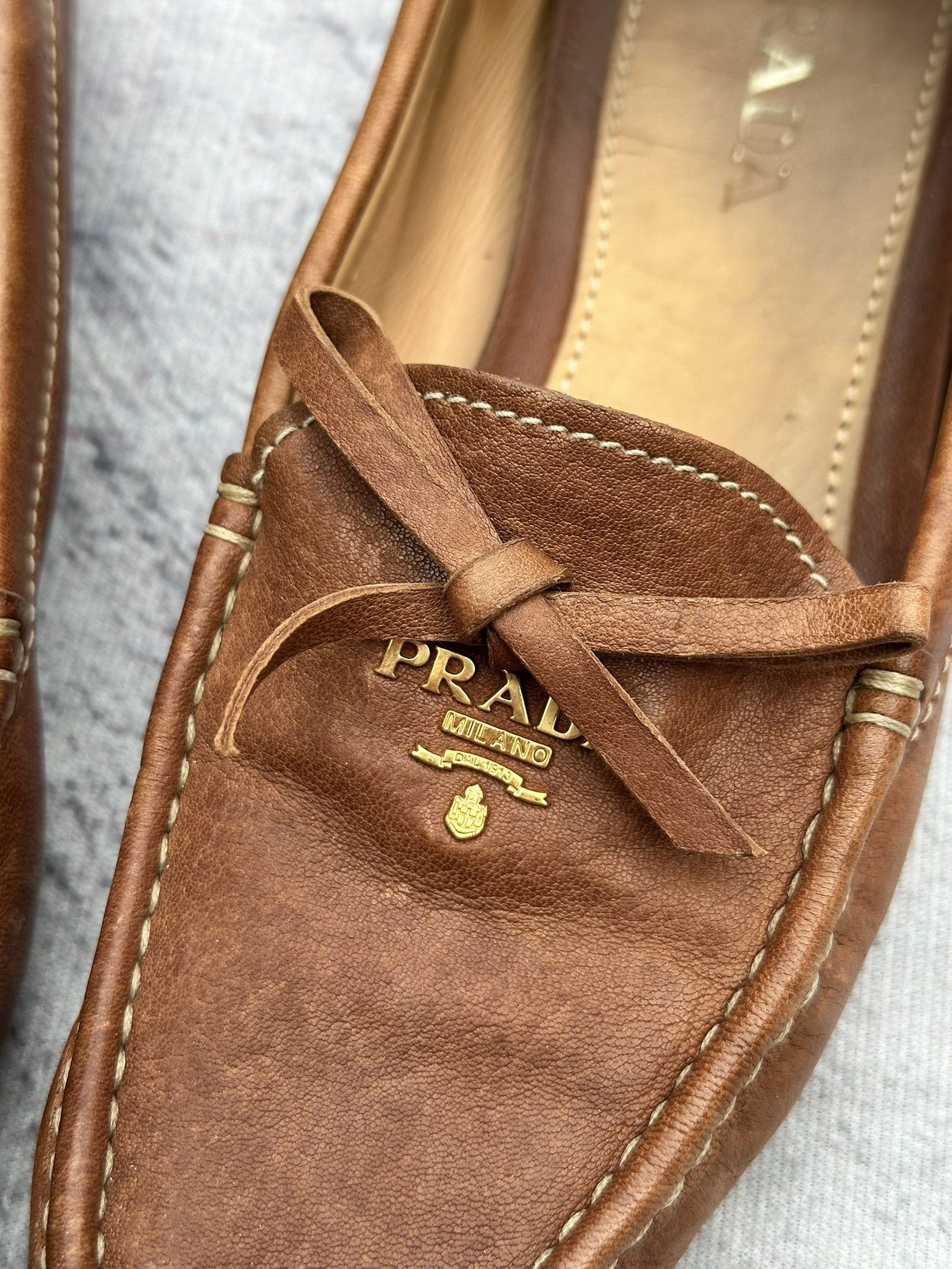 Prada Prada Slip On Loafers Brown Saffiano Leather Logo Size US 7 / IT 37 - 7 Thumbnail