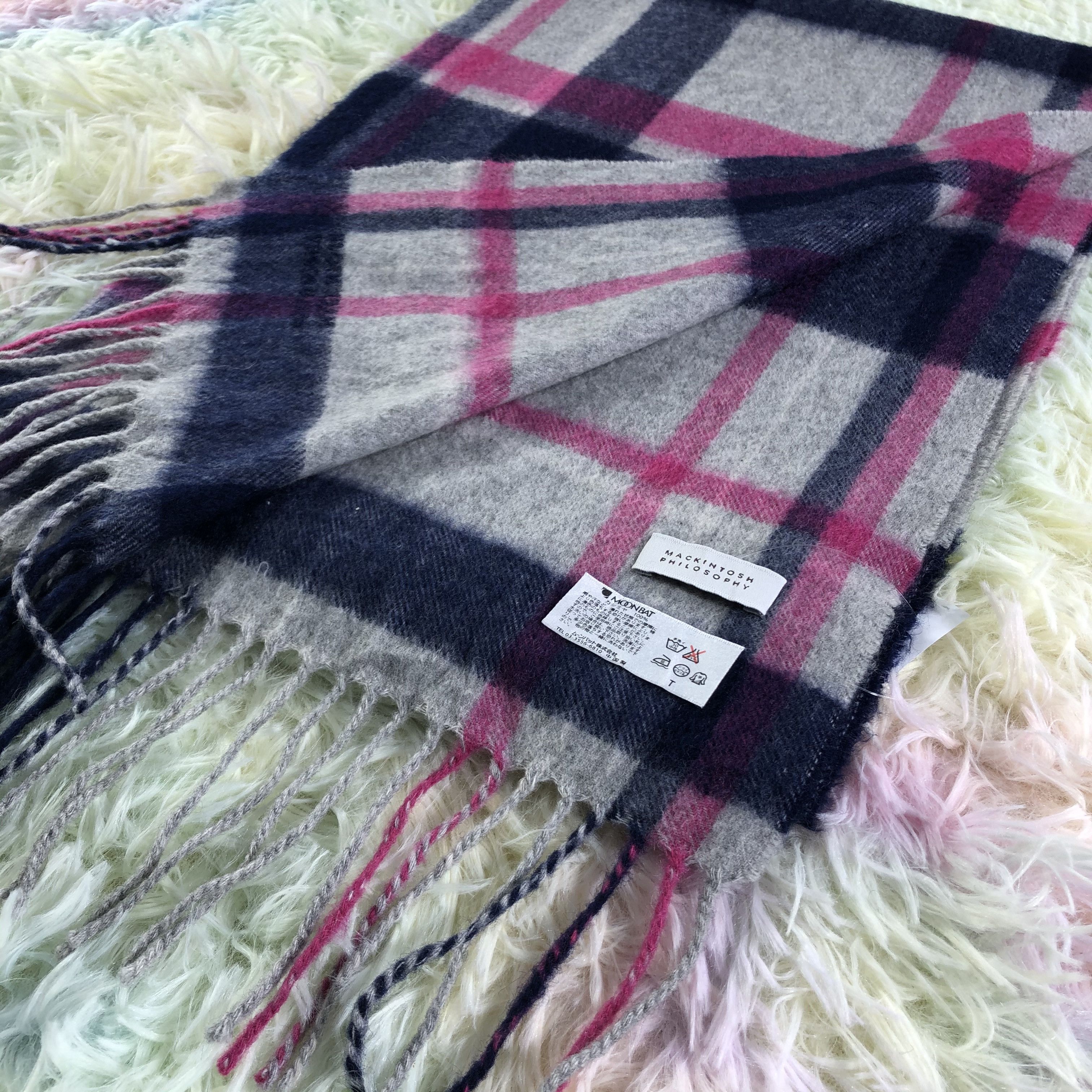 Mackintosh Mackintosh Philosophy Scarf / Muffler / Neckwear - KM407 Size ONE SIZE - 5 Thumbnail