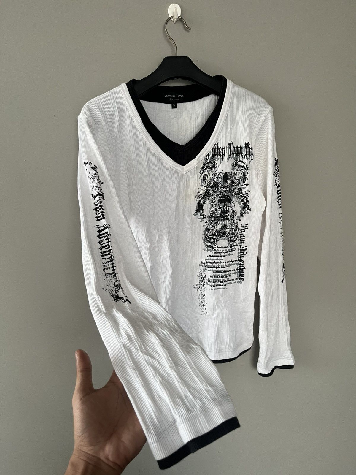 If Six Was Nine JAPANESE ACTIVE TIME POEM GOTHIC PUNK STYLE LONG SLEEVE Size US M / EU 48-50 / 2 - 3 Thumbnail