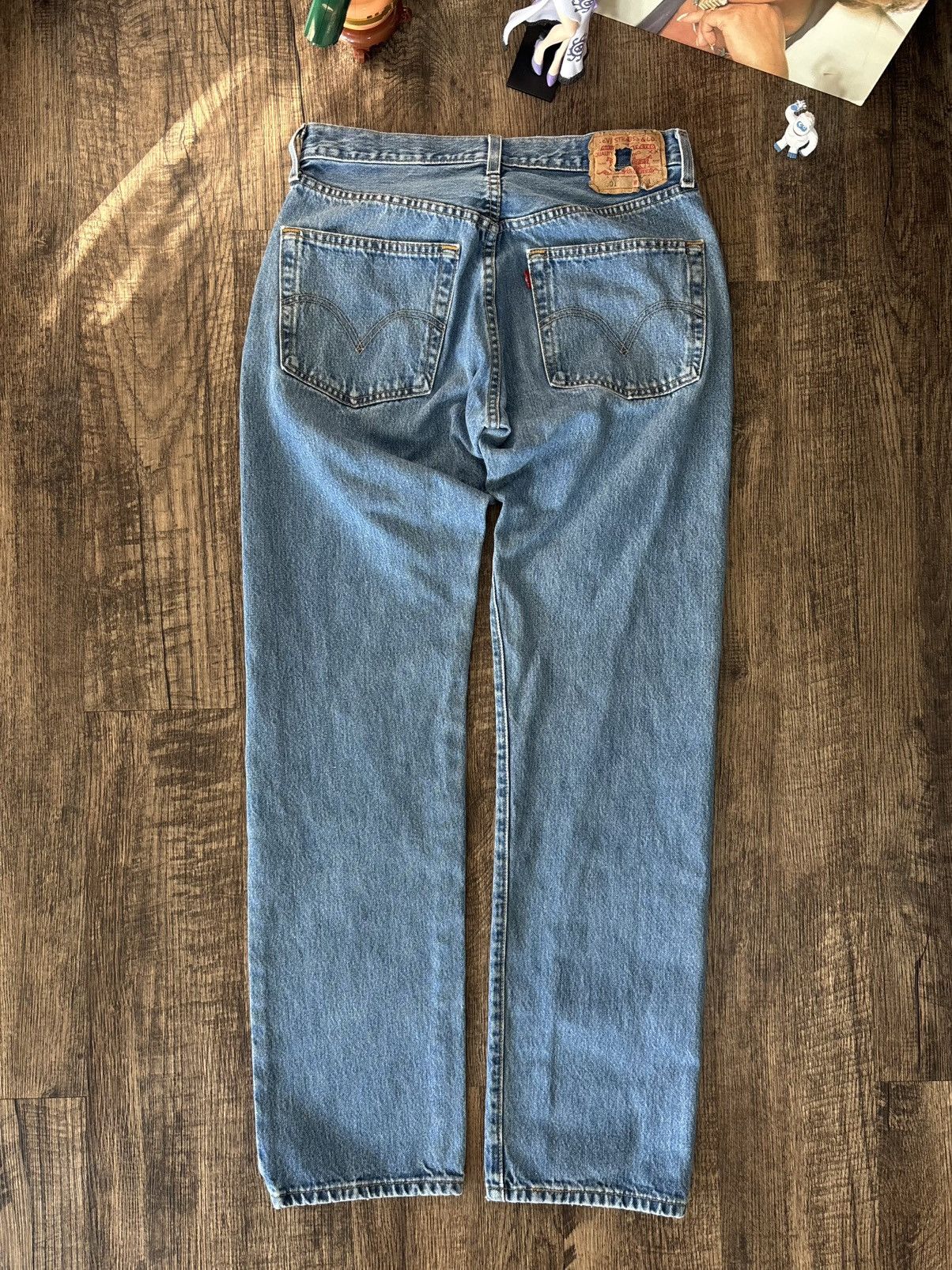 Levi's Vintage Clothing Y2k Levis 501 31x34 Blue Denim Jeans Size US 31 - 4 Thumbnail
