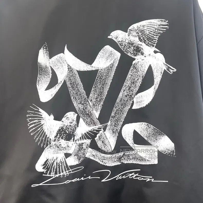 Louis Vuitton Louis Vuitton Black dove embroidered signature casual jack Size US L / EU 52-54 / 3 - 7 Thumbnail