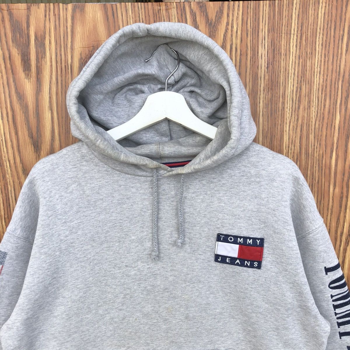Tommy Hilfiger Vintage Tommy Jeans by Tommy Hilfiger Hoodie Size US M / EU 48-50 / 2 - 3 Thumbnail