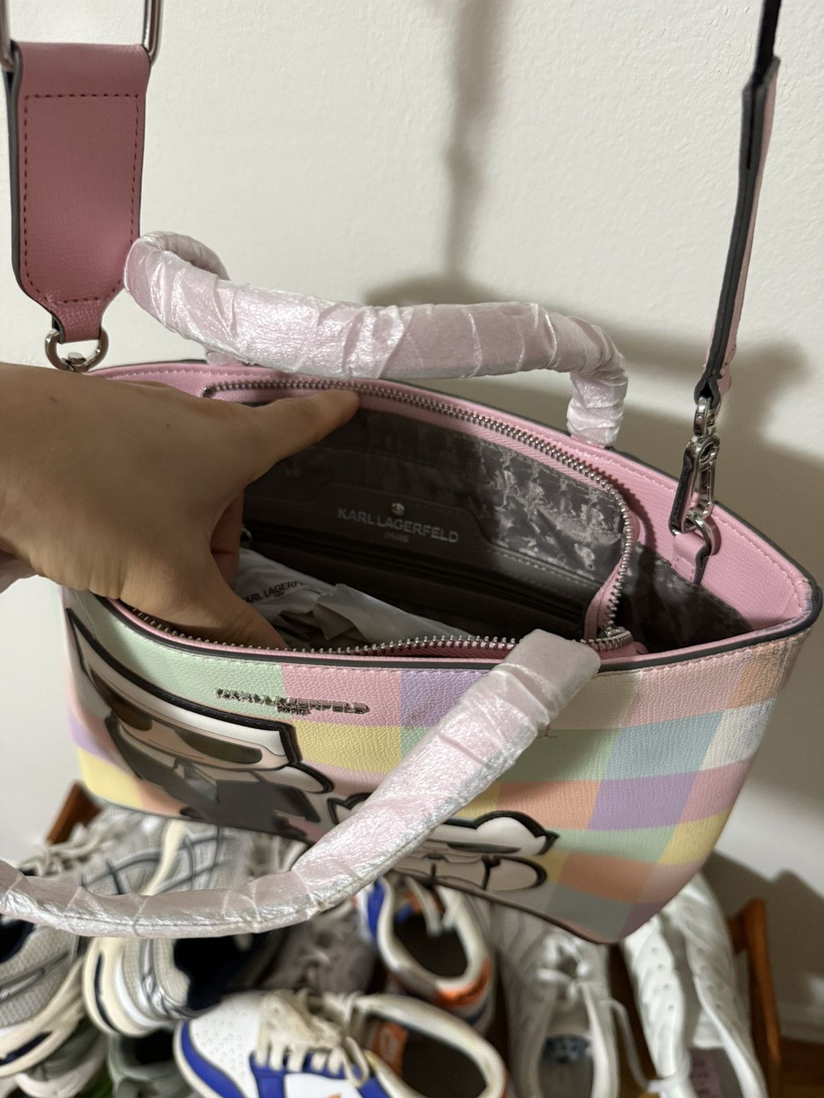 Karl Lagerfeld Karl Lagerfeld Paris Blush Combo Straps Tote Maybelle bag Size ONE SIZE - 3 Thumbnail