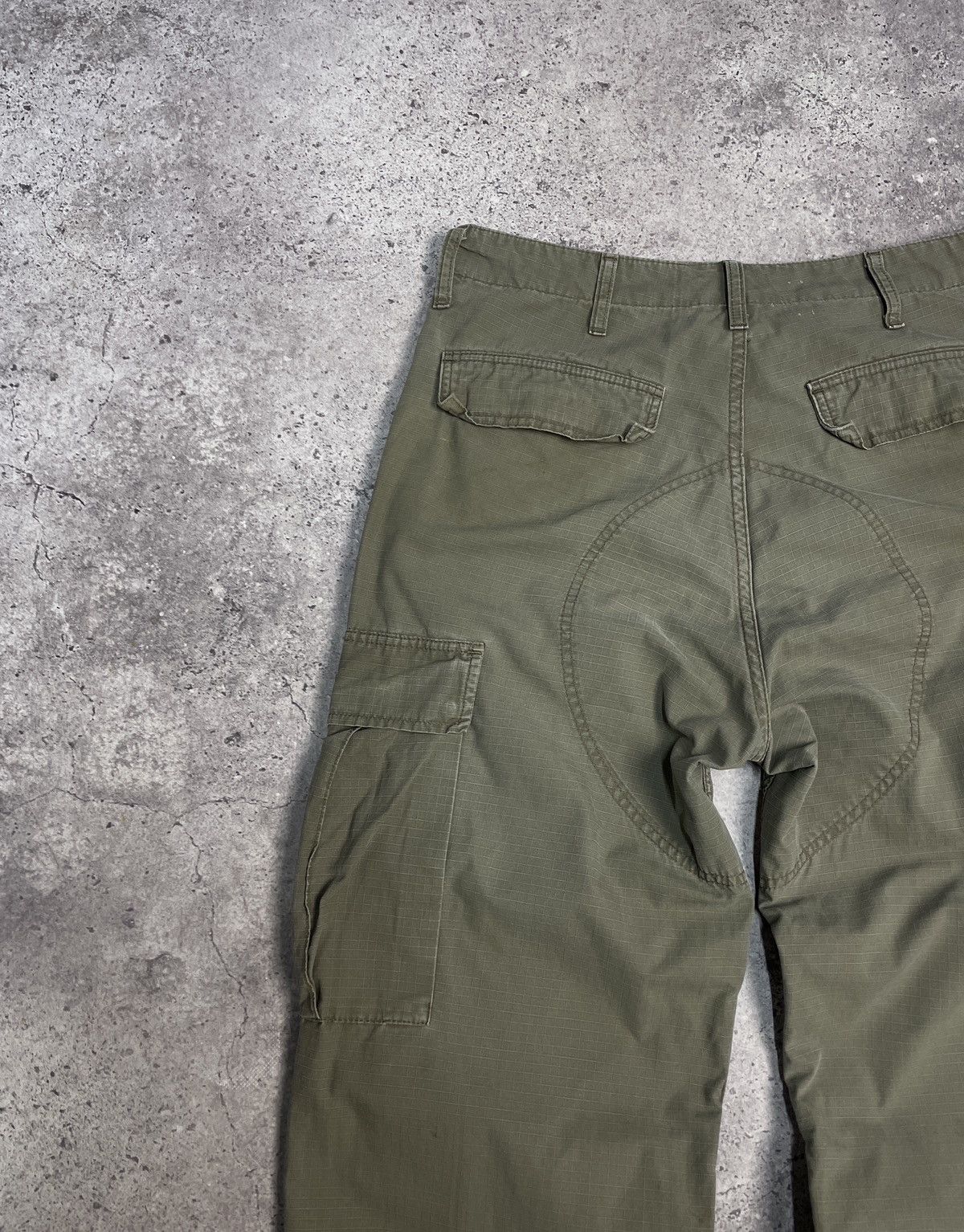 Vintage Carhartt Cargo Pants Jeans Y2K Style Baggy Fit