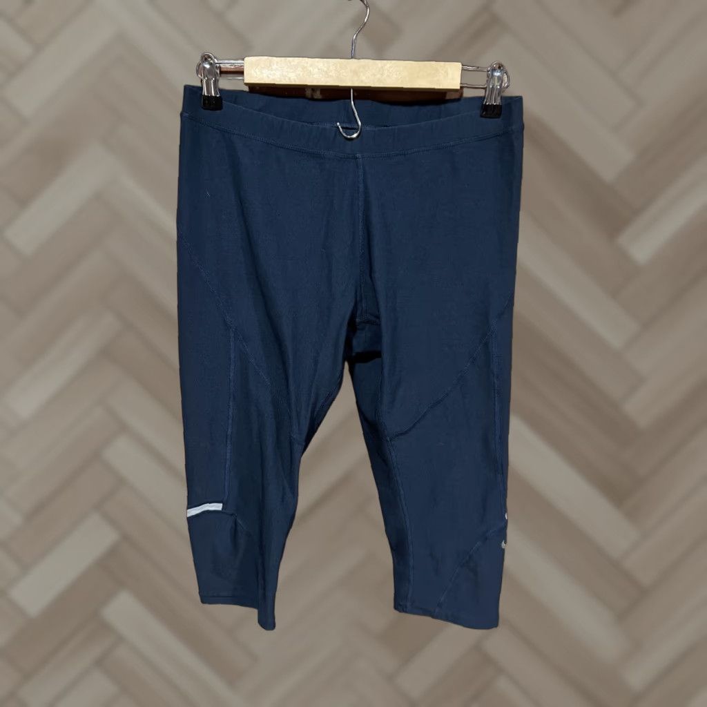 Nike Nike Pants Womens Capri Leggings M Blue Fitdry Regular Shirt? Size 32" / US 10 / IT 46 - 1 Thumbnail