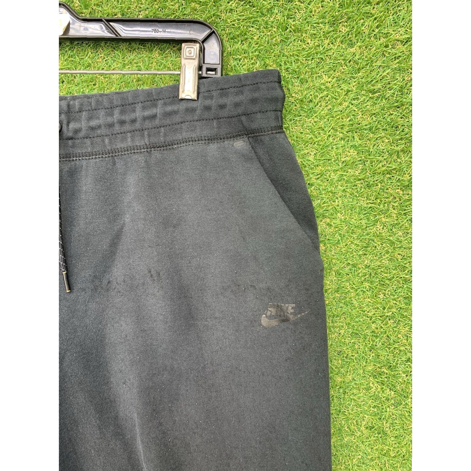 Nike Nike Tech Fleece Sweatpants Mens XL Exercise, Gym, Cross Training, Running, Tapered Fit, Black Size US 36 / EU 52 - 3 Thumbnail
