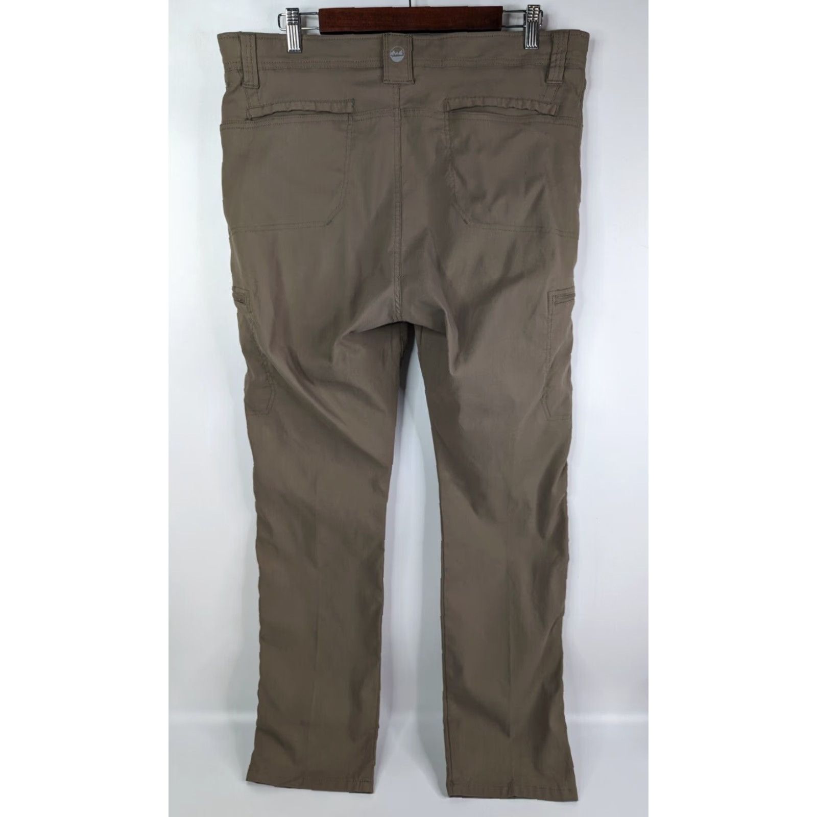 Wrangler Wrangler Men's Pants 38x32 Khaki Cargo Pants Nylon Pockets Straight Leg Belt Loops 38 32 Regular? Size US 38 / EU 54 - 4 Thumbnail