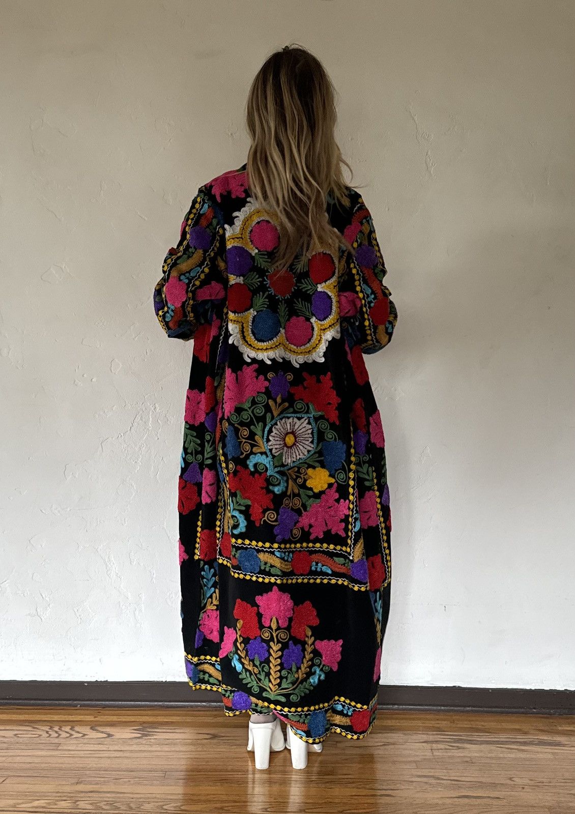 Handmade Turkish Handmade Floral Embroidered Full Length Kaftan Size ONE SIZE - 4 Thumbnail