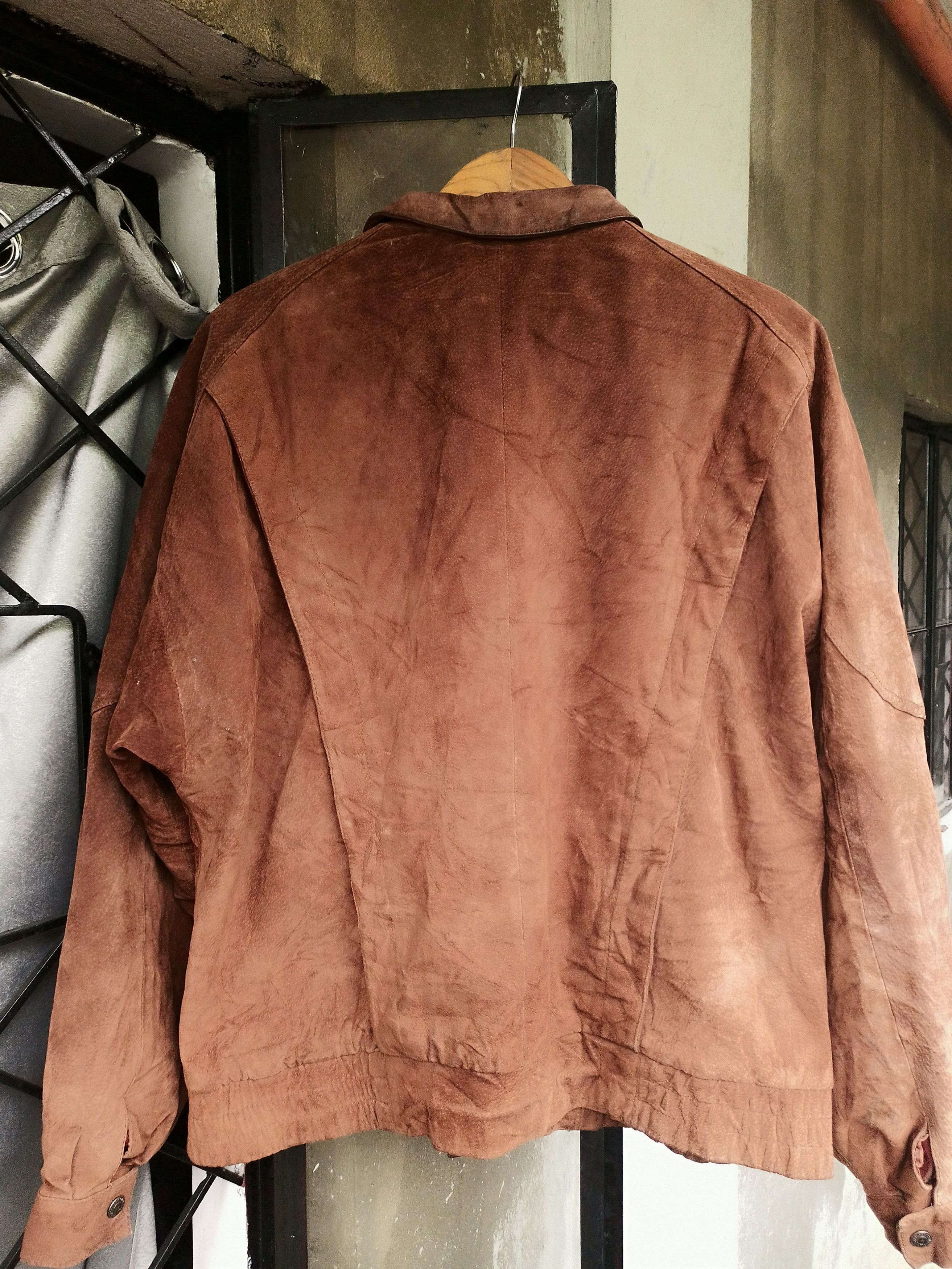 Levi's × Vintage Vintage Brown Levis Suade Leather Jacket Size US L / EU 52-54 / 3 - 2 Thumbnail