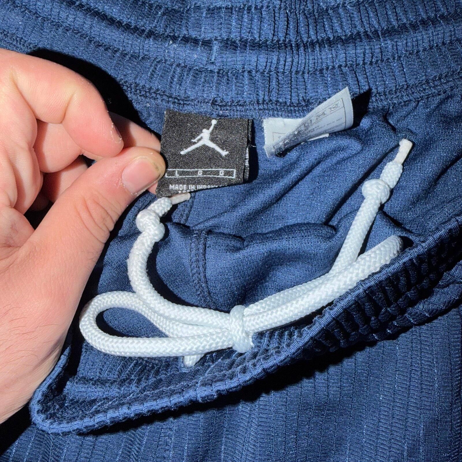 Jordan Brand Nike Air Jordan UNC Tarheels Blue Baggy Hoop Shorts Mens LG Size US 34 / EU 50 - 4 Thumbnail