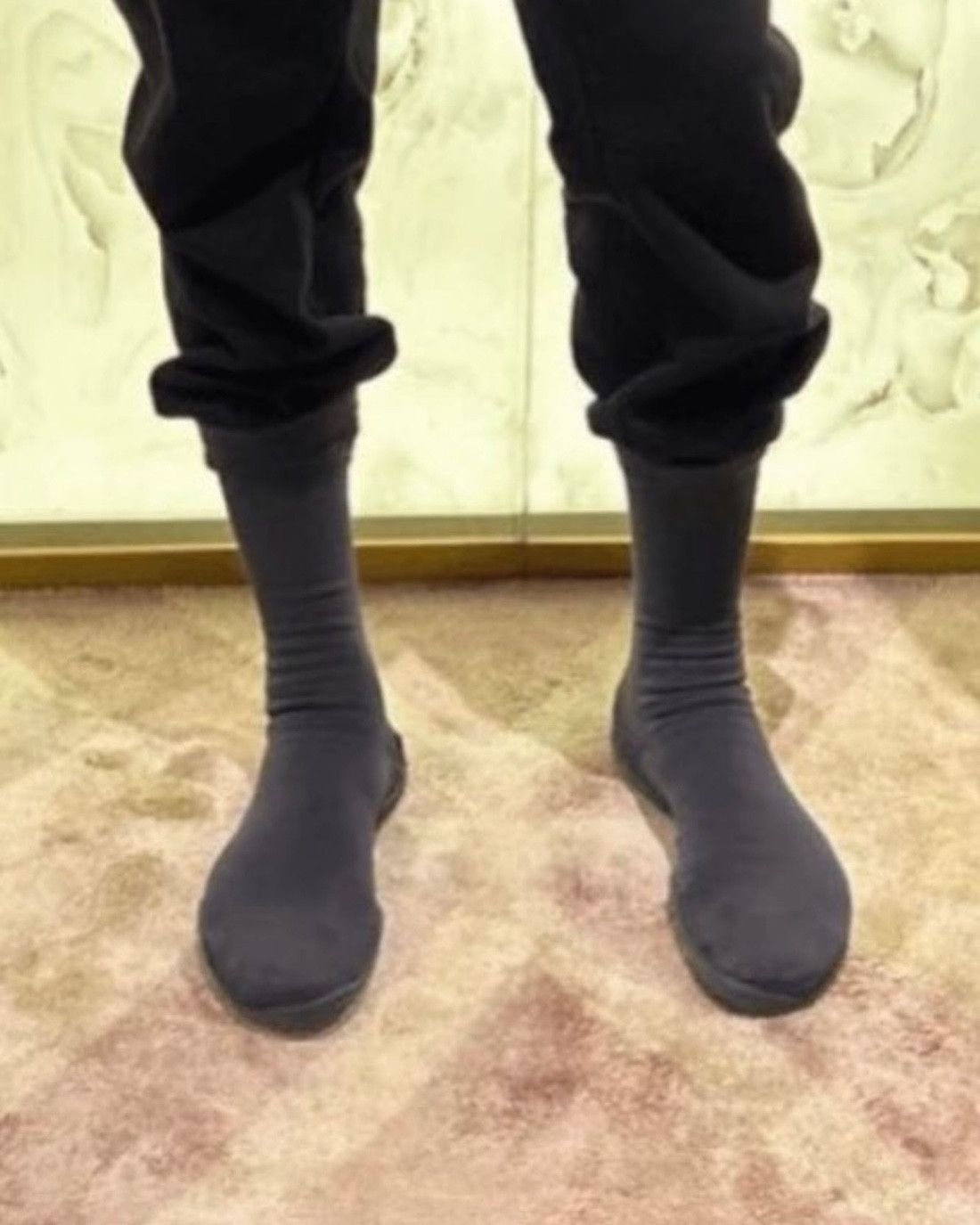 Kanye West Yeezy Pods Size 3 DS US11 US13 Grailed