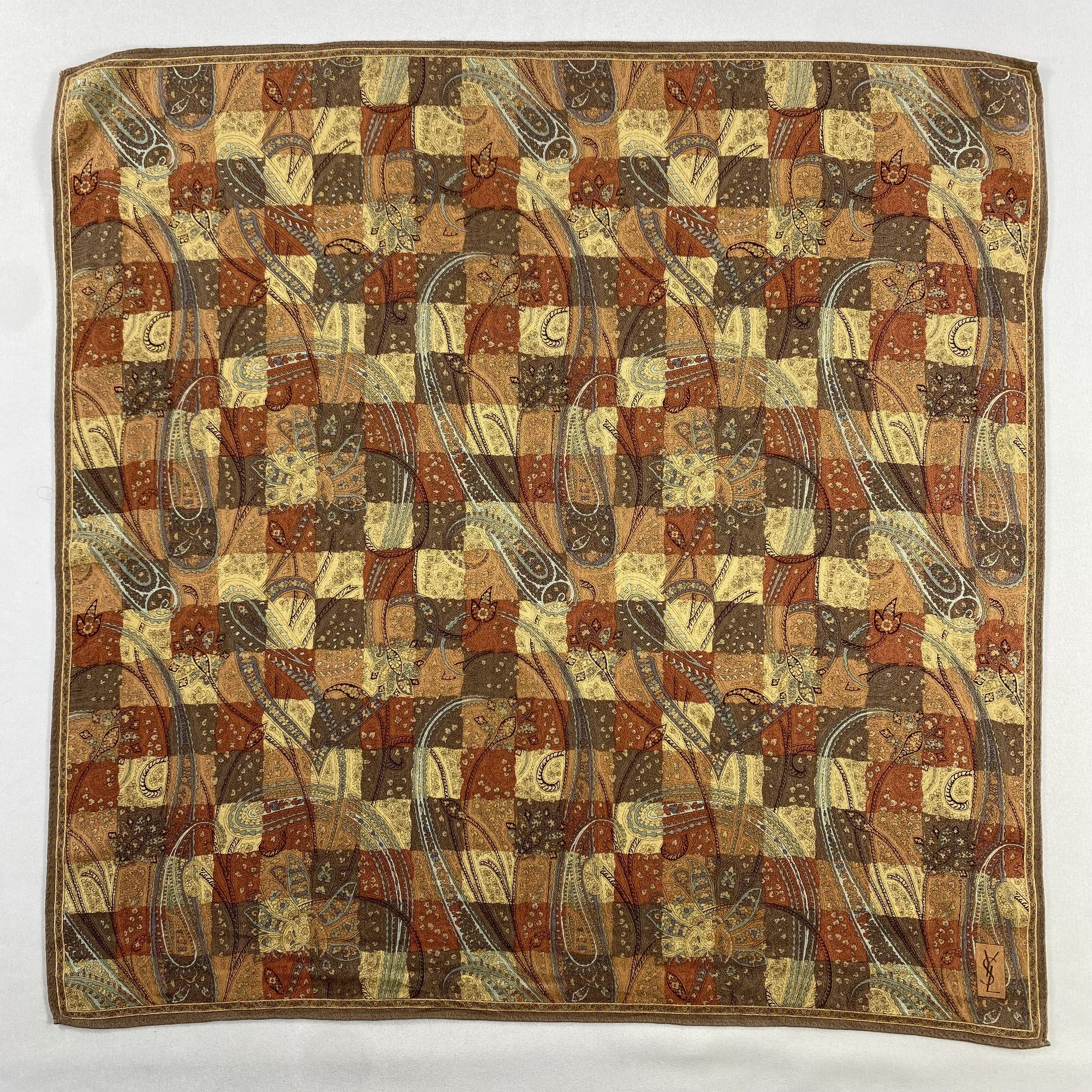 Vintage Yves Saint Laurent Handkerchief / Neckerchief-P1505 Size ONE SIZE - 1 Thumbnail