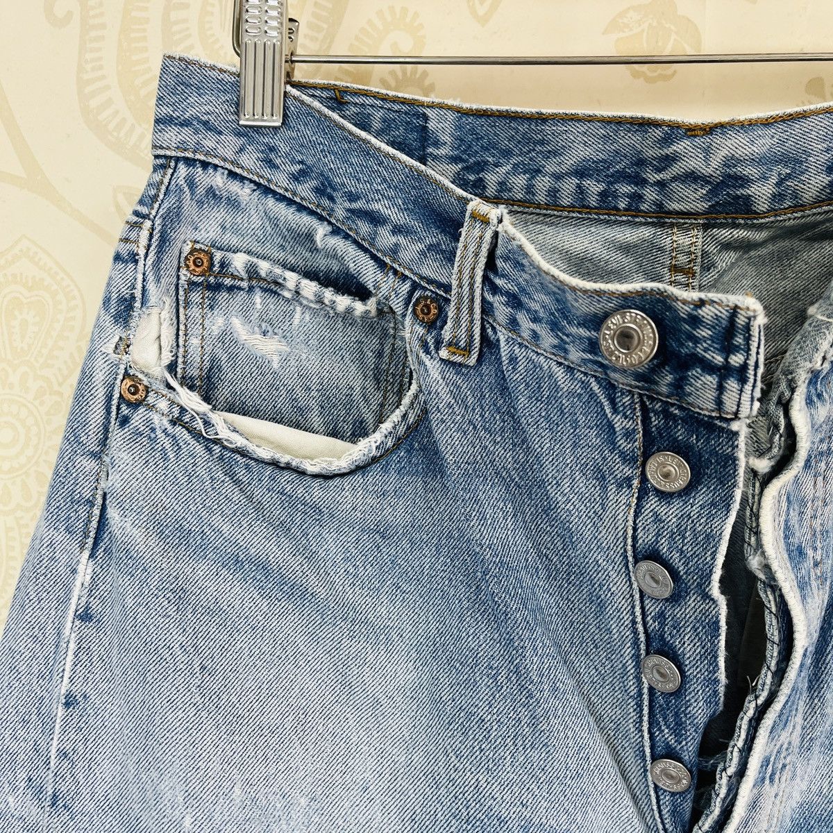 Levi's Vintage Clothing Distressed Levis 501 Vintage Denim Jeans Size US 30 / EU 46 - 5 Thumbnail