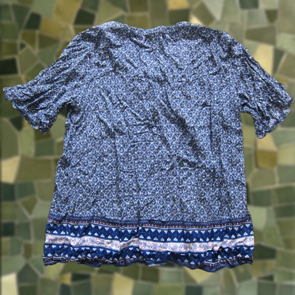 Old Navy Old Navy Blouse Short Sleeve Tunic 100% Rayon Floral Blue Large Womens Size L / US 10 / IT 46 - 1 Thumbnail