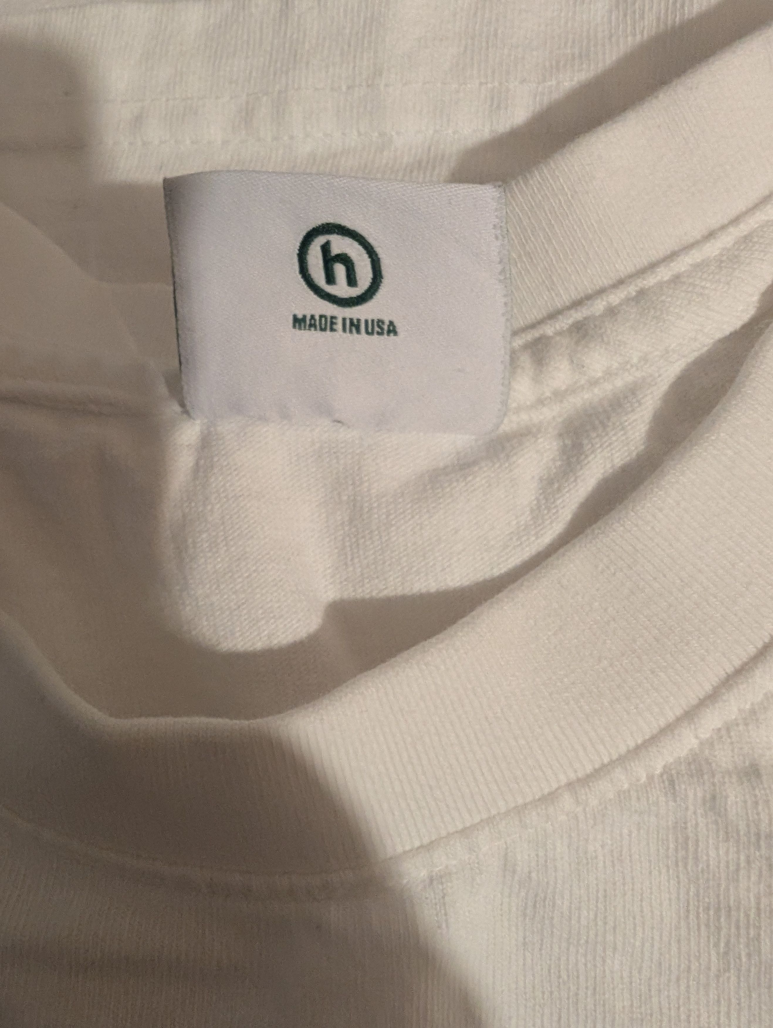 HIDDEN Hidden NY "No one evere really dies" Tee size XL Size US XL / EU 56 / 4 - 4 Thumbnail