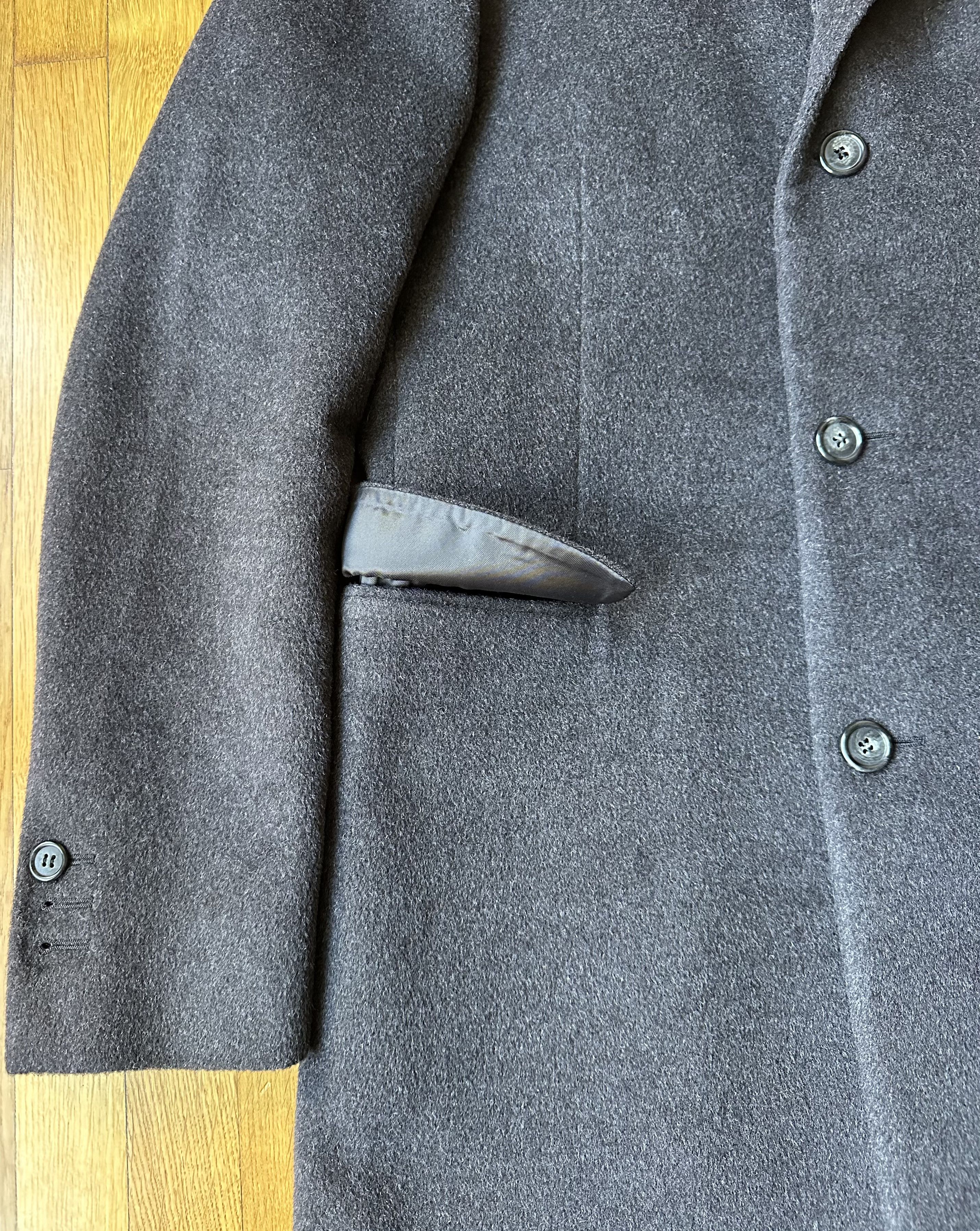Prada PRADA Beautiful classic cashmere blend, single breasted coat Size US M / EU 48-50 / 2 - 7 Thumbnail