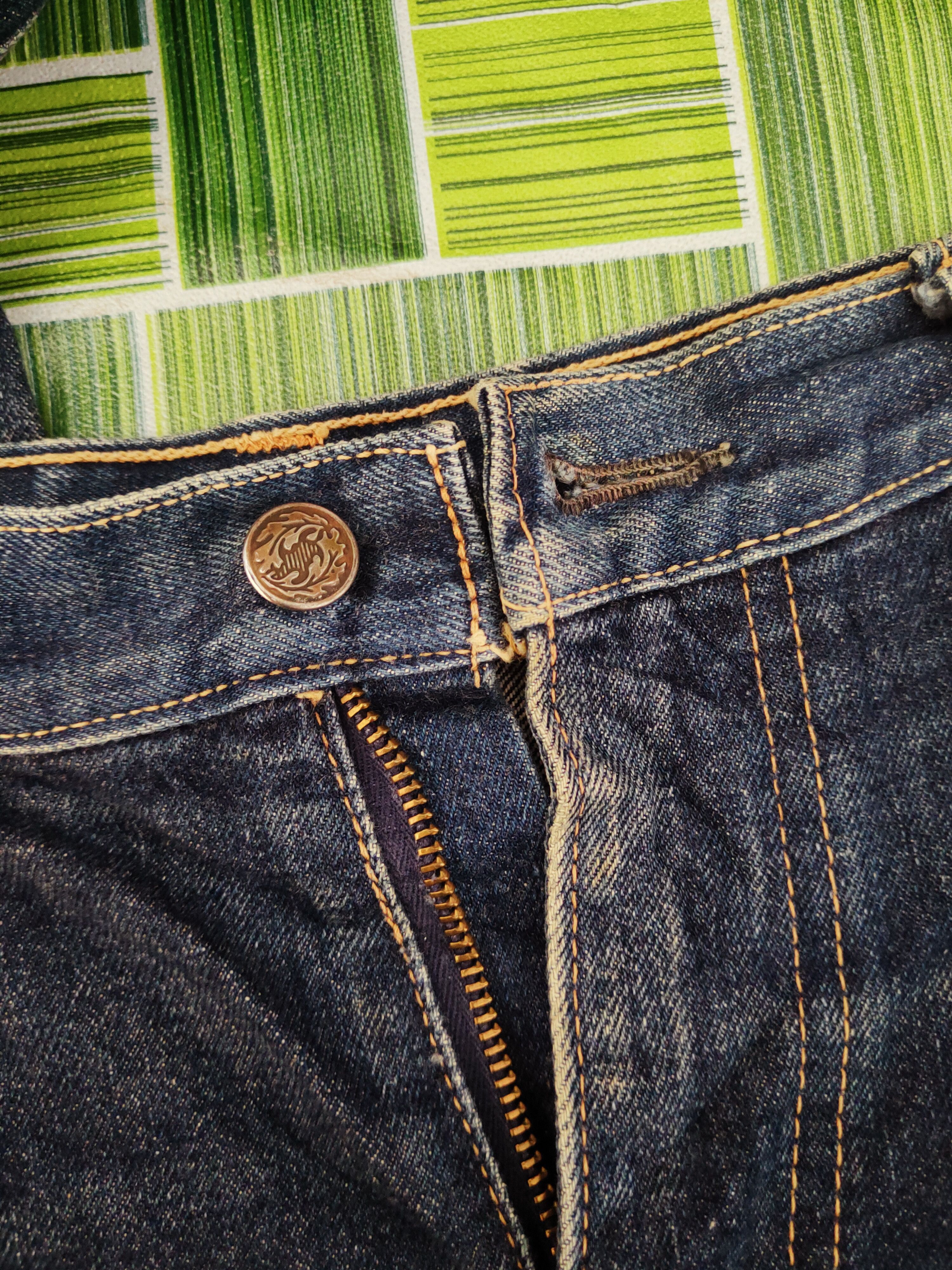 Vintage Bobson vintage Dark Blue Distressed Ripped Jeans #S2675 Size US 33 - 13 Thumbnail