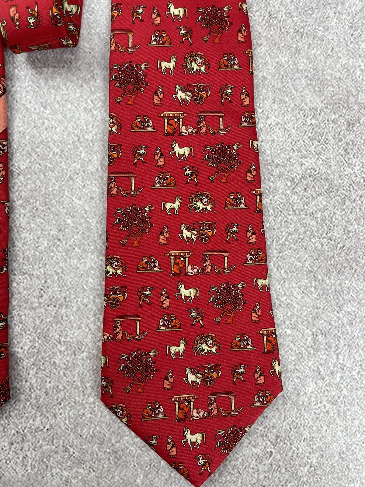 Salvatore Ferragamo × Vintage Vintage Salvatore Ferragamo Printed Silk Tie Size ONE SIZE - 6 Thumbnail
