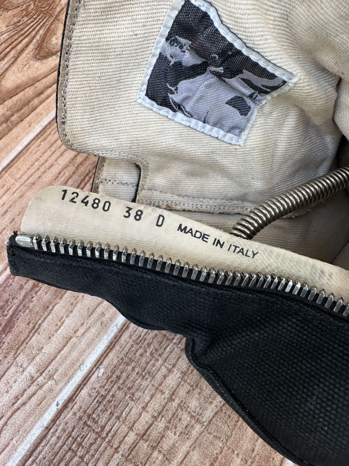 Rick Owens Rick Owens DRKSHDW Canvas Ramones Black Milk Low tops Size US 8.5 / IT 38.5 - 16 Thumbnail