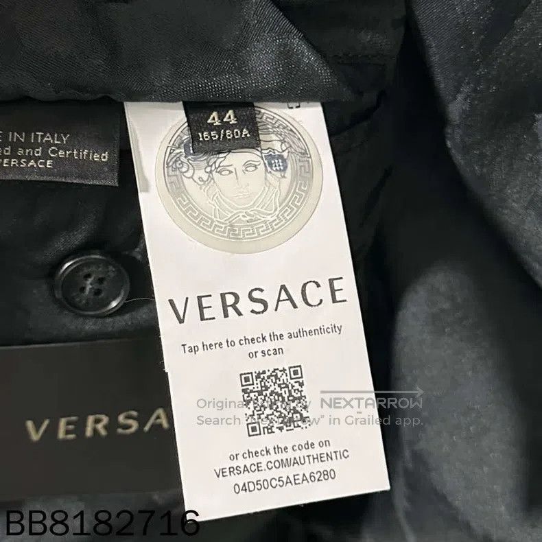 Versace Versace Double row Medusa gold buckle neckline rhinestone Size US S / EU 44-46 / 1 - 7 Thumbnail