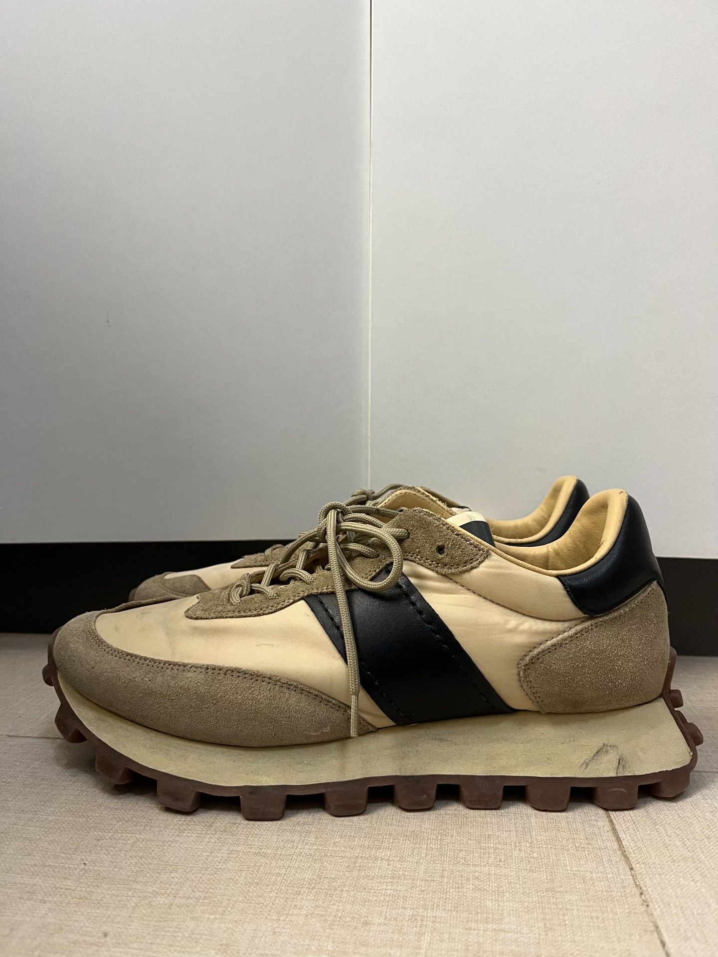 Tod's Tod's Casual Beige Lowtop Sneakers S Men Size US 10 / EU 43 - 1 Thumbnail