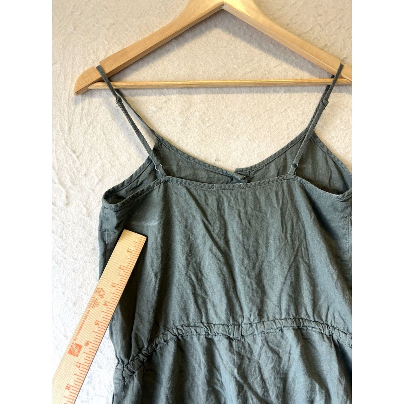Forever 21 FOREVER 21 Olive Green Romper Waist Button Front Pockets Small Size 28" / US 6 / IT 42 - 6 Thumbnail