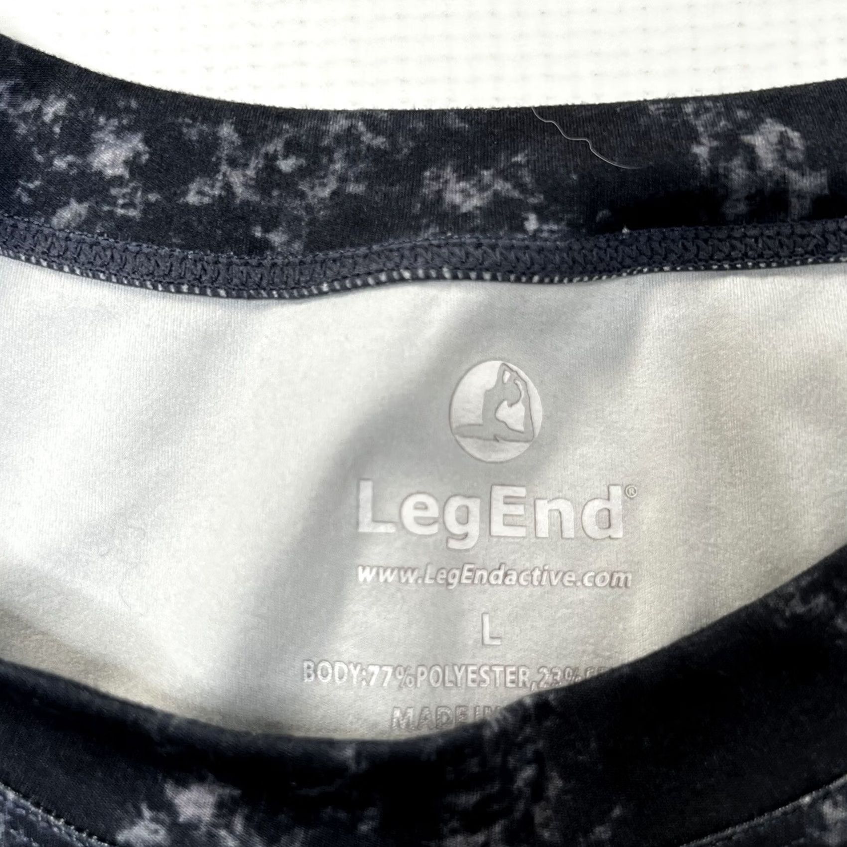 Vintage VINTAGE? LegEnd Activewear Top Womens Large Blue Tie Dye Print Crop Length Buttery Soft Size L / US 10 / IT 46 - 7 Thumbnail