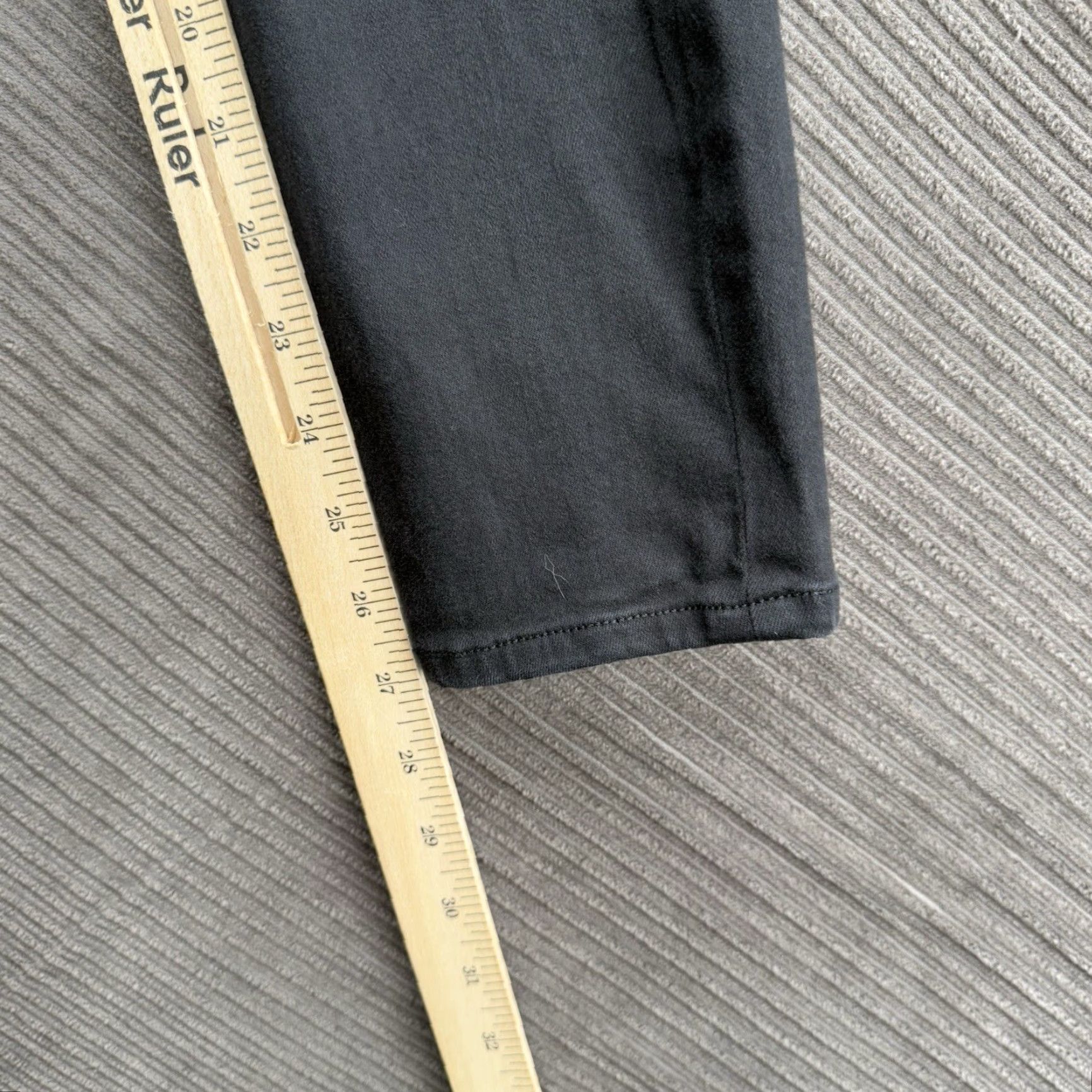 Good American Good American Jeans Women 28 Black Cotton Denim High Rise 90s City College Straight Comfort Rise 27in Inseam Womens Size 28" / US 6 / IT 42 - 6 Thumbnail