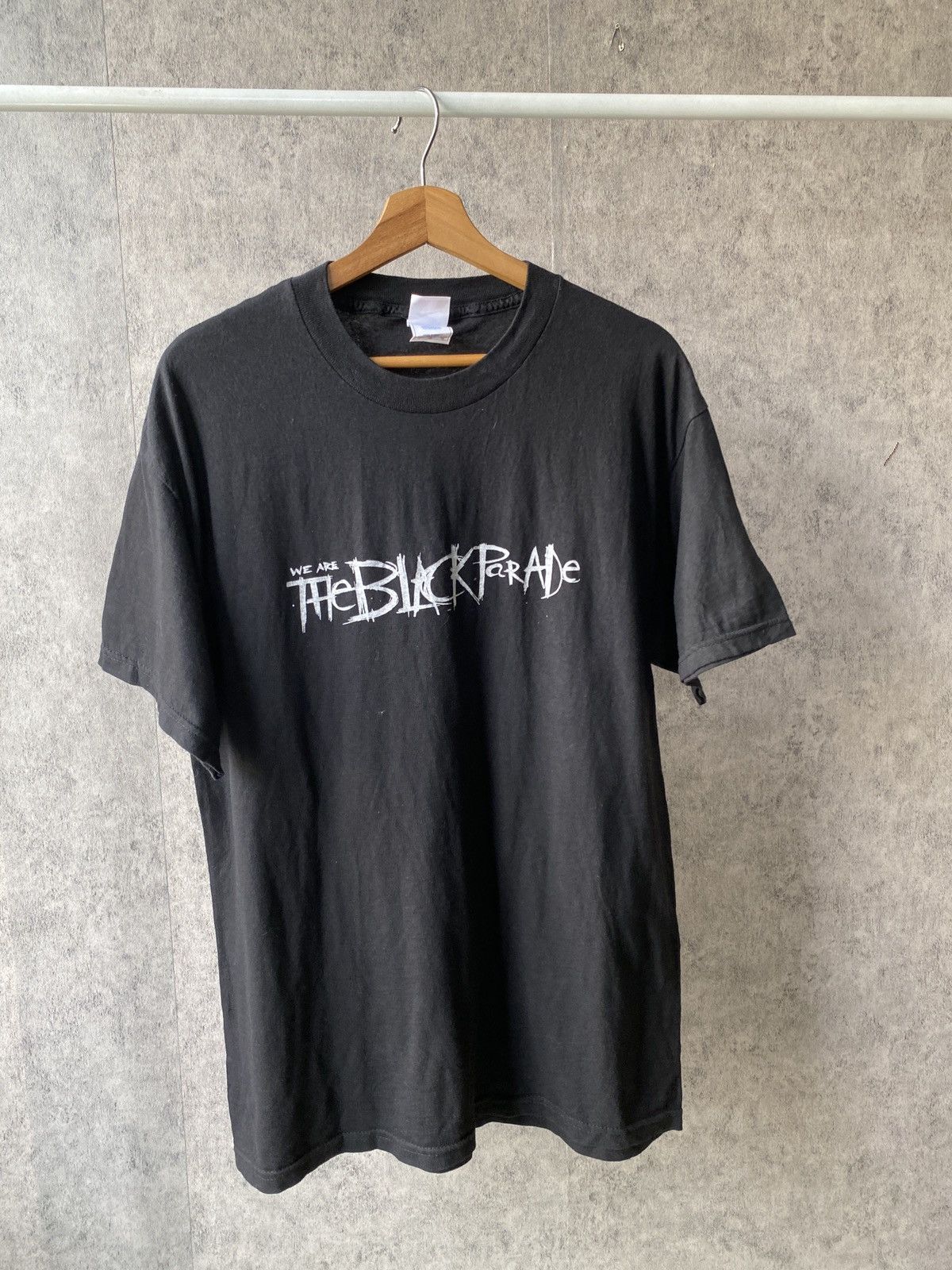Band Tees × My Chemical Romance × Vintage 2000s The Black Parade My Chemical Romance T Shirt Size US L / EU 52-54 / 3 - 1 Thumbnail
