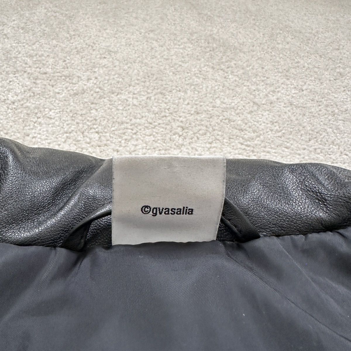 Vetements LEATHER PUFFER JACKET Size US XS / EU 42 / 0 - 9 Thumbnail