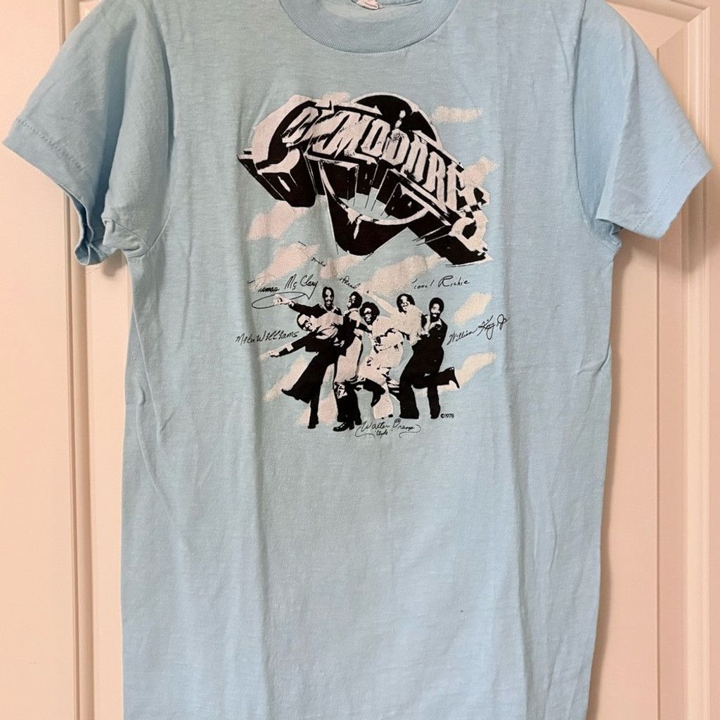 The Unbranded Brand Commodores 1978 Band Tee Lionel Clyde William T-Shirt Med Size US M / EU 48-50 / 2 - 1 Thumbnail
