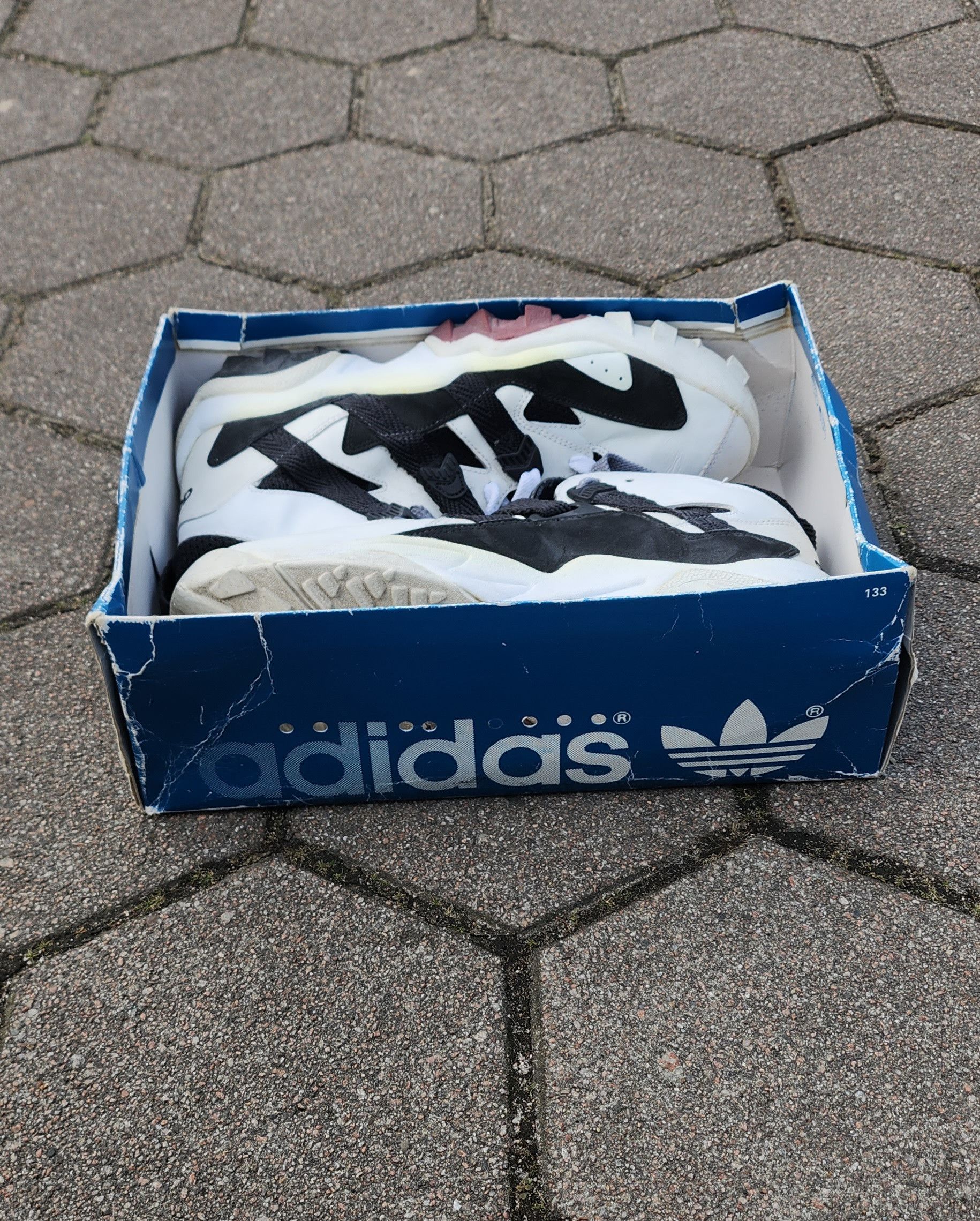 Adidas Vintage Adidas Sneaker Size US 12 / EU 45 - 3 Thumbnail