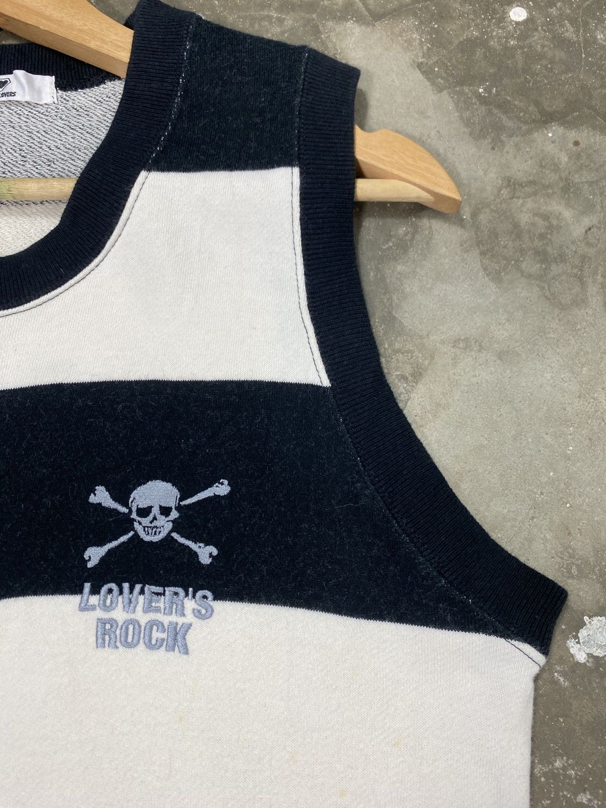 Super Lovers Rare Vintage Super Lovers Lover’s Rock Sleeveless Sweatshirt Size S / US 4 / IT 40 - 5 Thumbnail