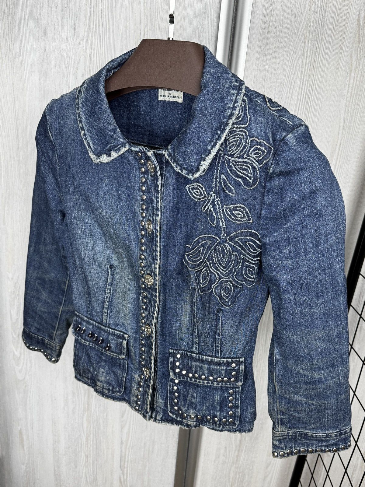 Alberta Ferretti Philosophy Di Alberta Ferretti Denim Studded Embroidered Jkt Size S / US 4 / IT 40 - 7 Thumbnail