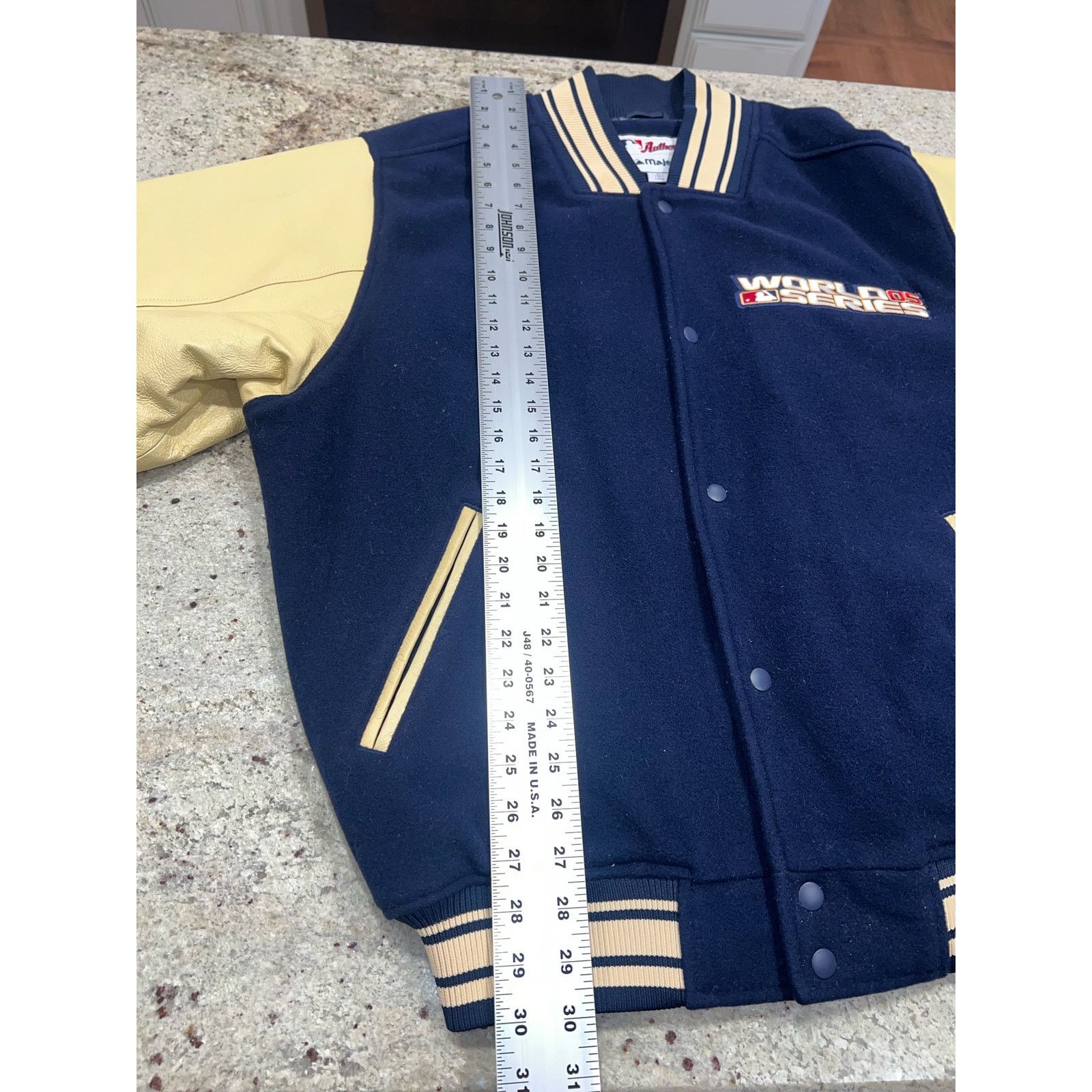 Majestic 2005 World Series Majestic Varsity Jacket Size Mens Large Size US L / EU 52-54 / 3 - 5 Thumbnail