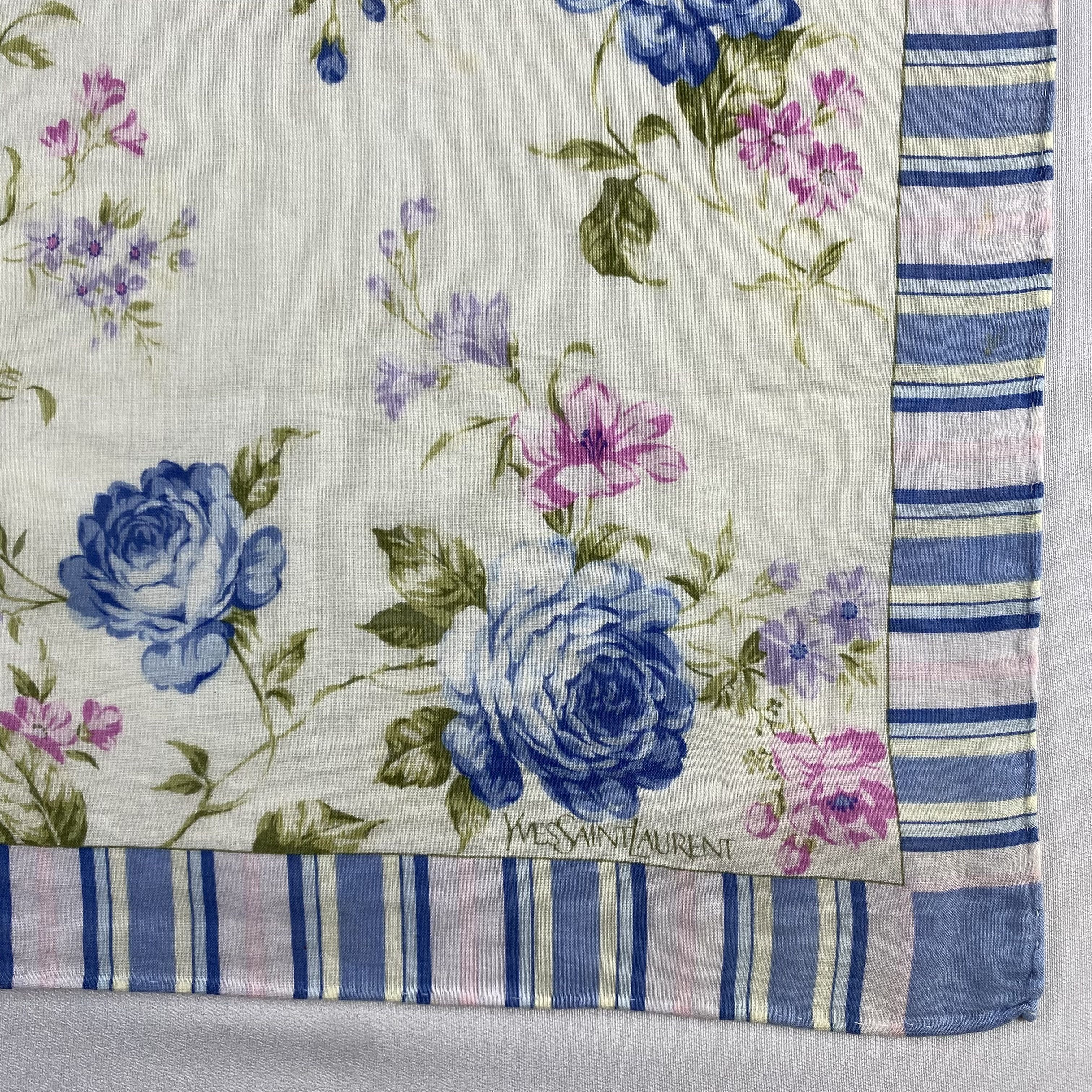 Vintage Yves Saint Laurent Handkerchief / Neckerchief-P1213 Size ONE SIZE - 3 Thumbnail