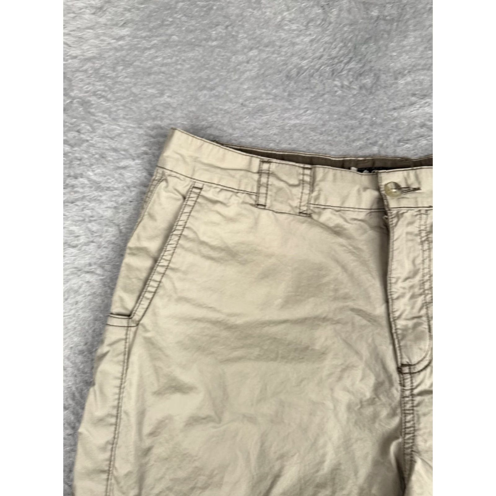 Vintage Columbia Cargo Shorts Womens 12 Beige Twill Hiking 8 Inseam Pockets Outdoor Size 34" / US 12 / IT 48 - 4 Thumbnail