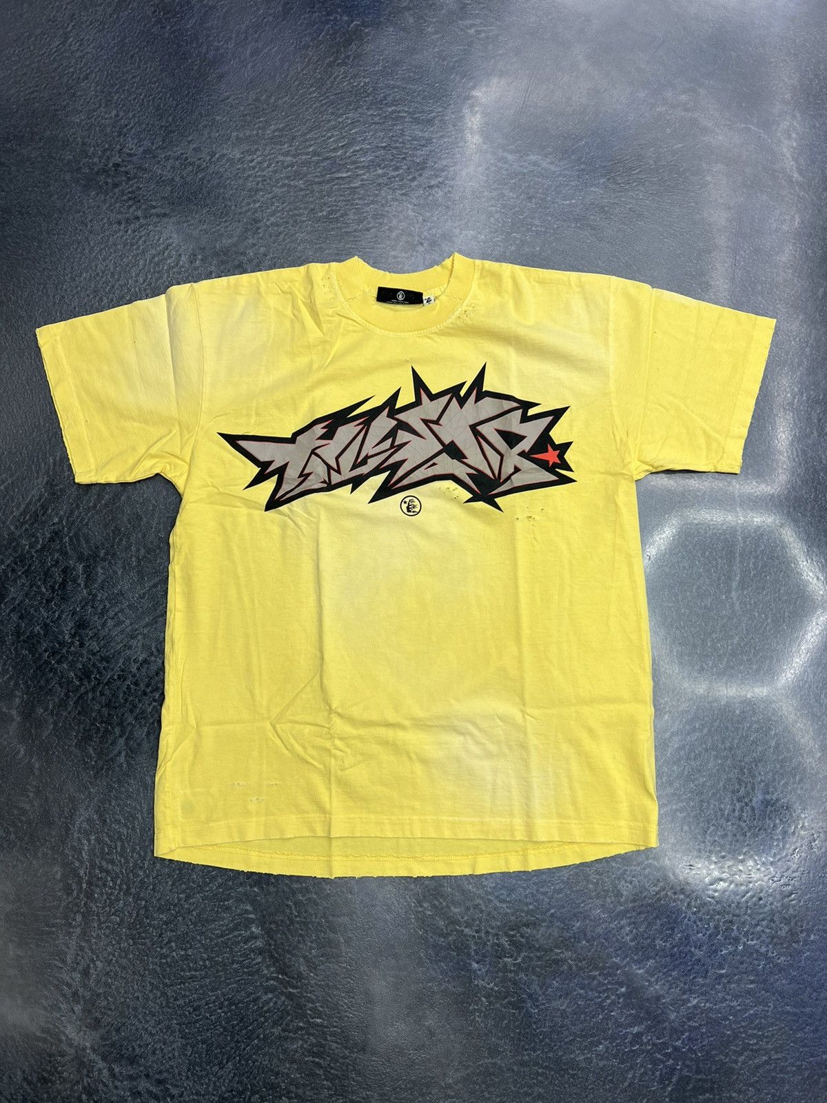 HELLSTAR Hellstar Cracked Print T-Shirt Size US XL / EU 56 / 4 - 1 Thumbnail