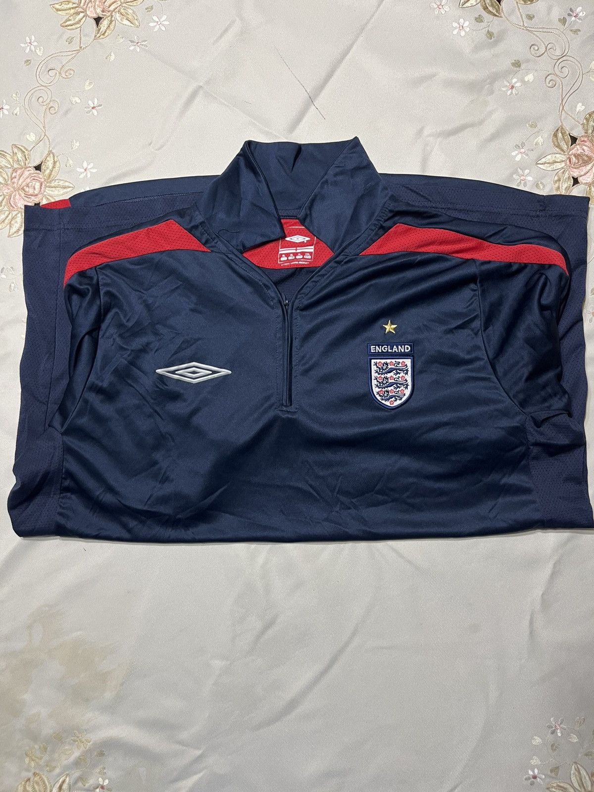 Umbro Vintage England 2004-06 Umbro training 1/4 zip polo shirt Size US XL / EU 56 / 4 - 7 Thumbnail
