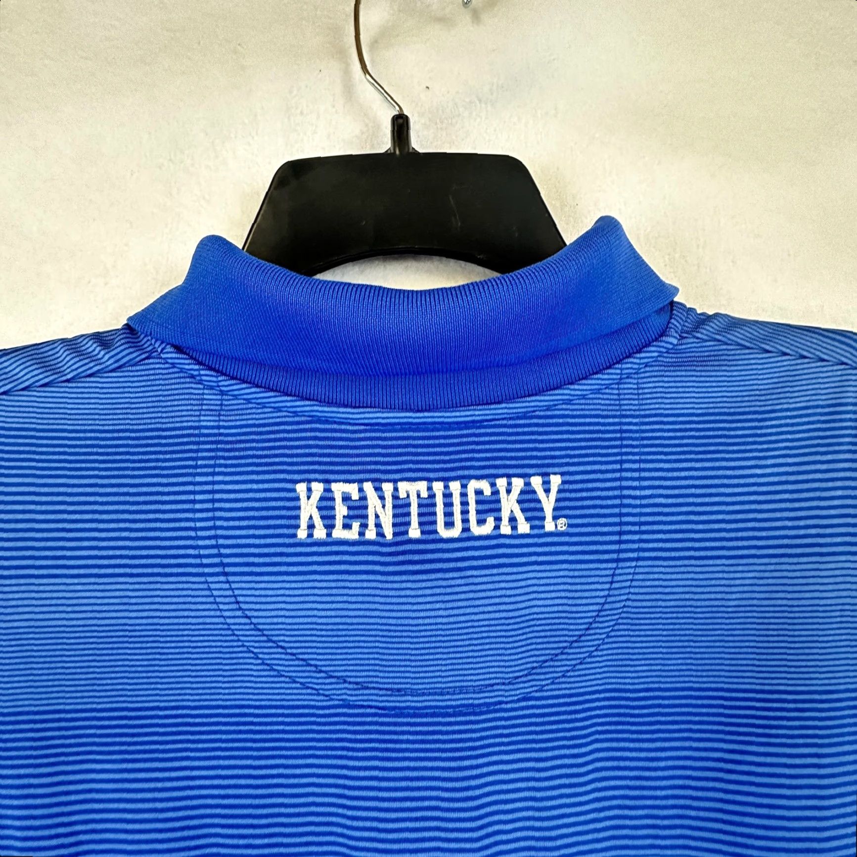 Vintage Kingsmen Polo Shirt Mens Large Blue Striped Kentucky Wildcats NCAA Golf Size US L / EU 52-54 / 3 - 7 Thumbnail