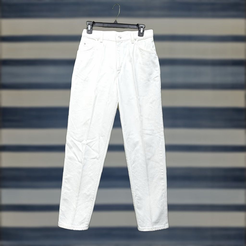 Levi's VINTAGE Levi's 950 Jean Shorts Womens Short Regular White 10 Relaxed Fit Tapered 80s 90s City Retro USA Mens? Size 32" / US 10 / IT 46 - 1 Thumbnail
