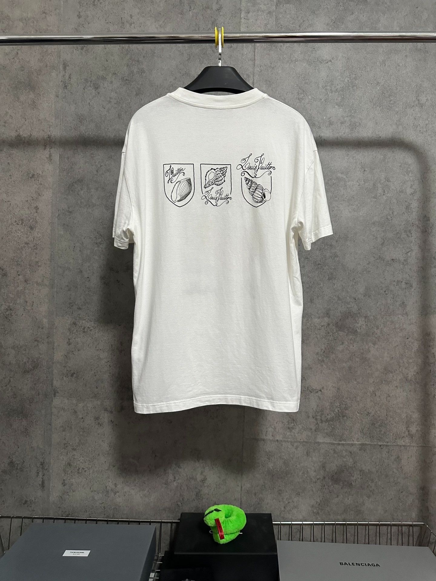 Louis Vuitton LV Conch Shell Print Embroidered T-Shirt Size US M / EU 48-50 / 2 - 4 Thumbnail
