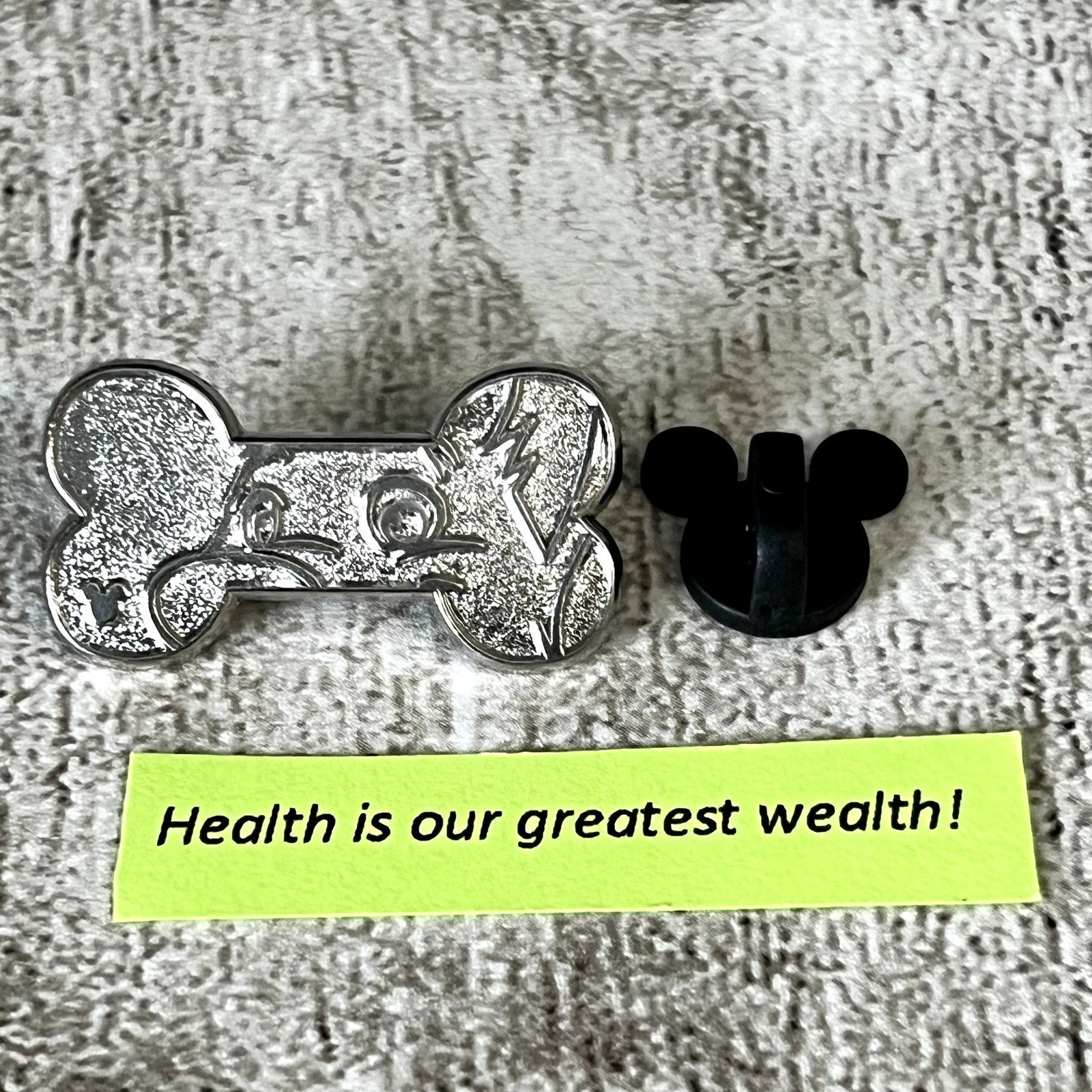 Disney Disney Pin Hidden Mickey Chaser - Dog Bone Bolt Size ONE SIZE - 1 Thumbnail