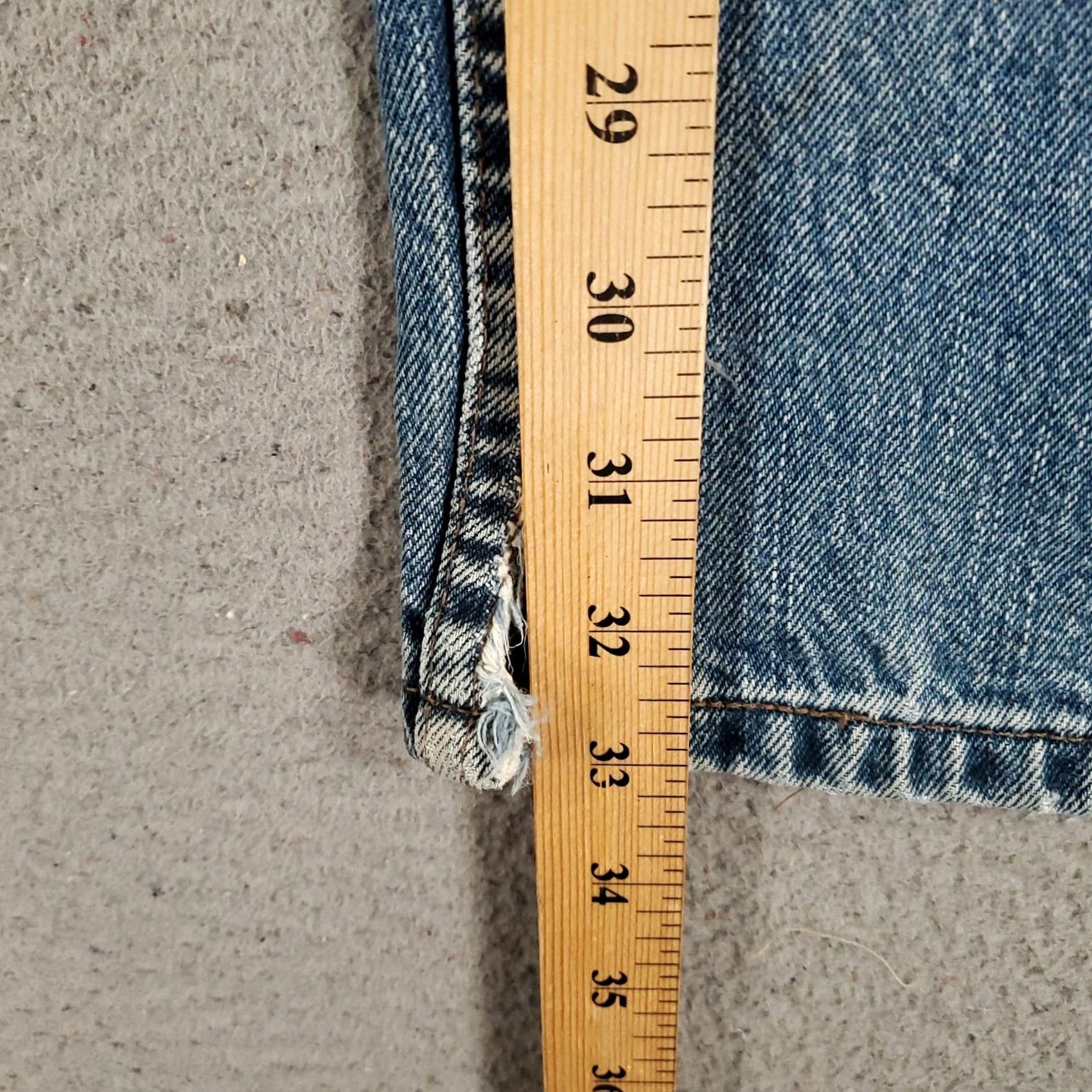 Vintage VINTAGE SilverTab Jeans Mens 34x33 Blue Distressed Skater Levi's Y2K 90s Grunge Hip Hop Clothes-Pocket 5-Zip? Size US 34 / EU 50 - 4 Thumbnail
